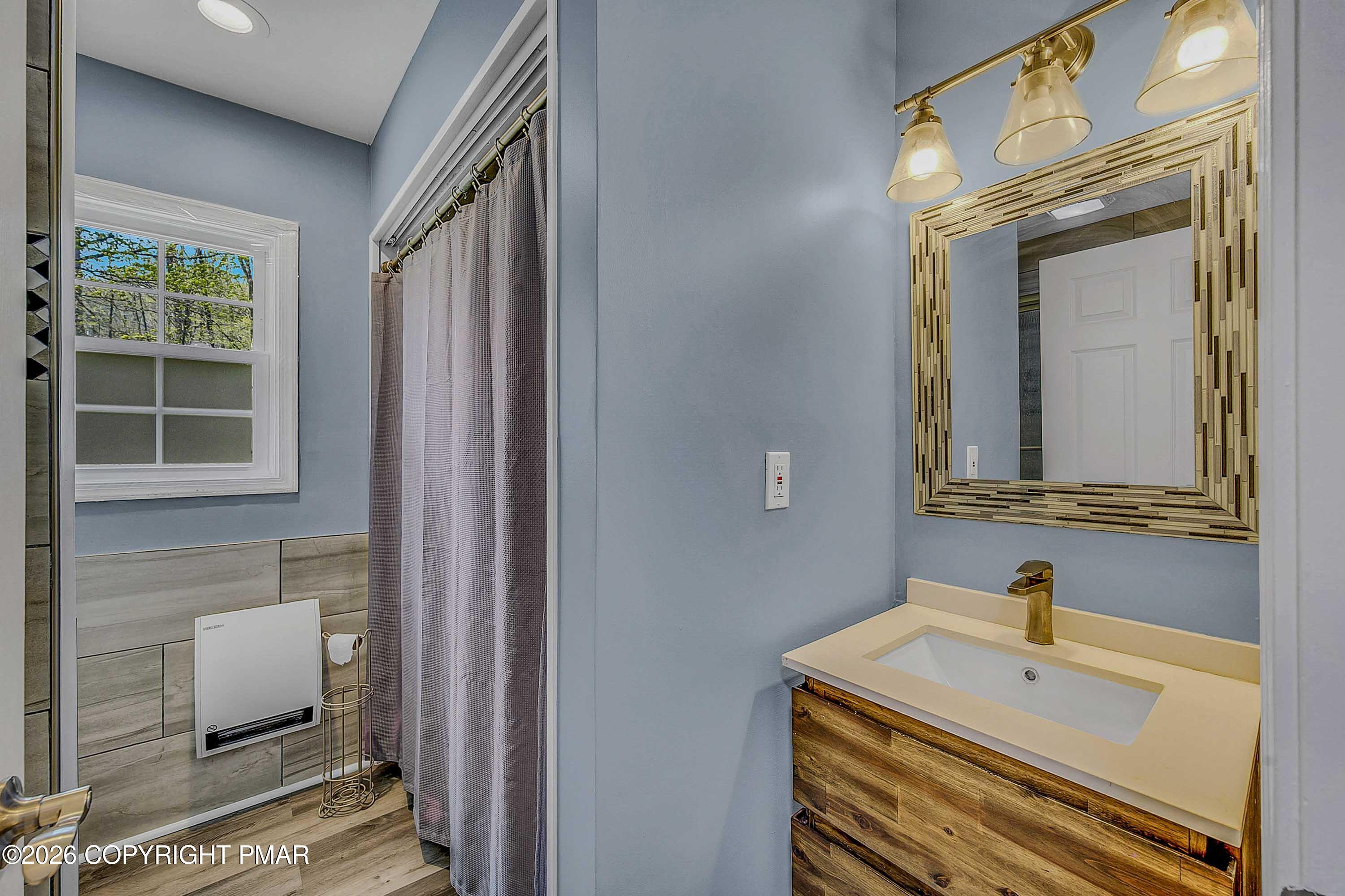 287 Lakeview Drive W Property Photo 15