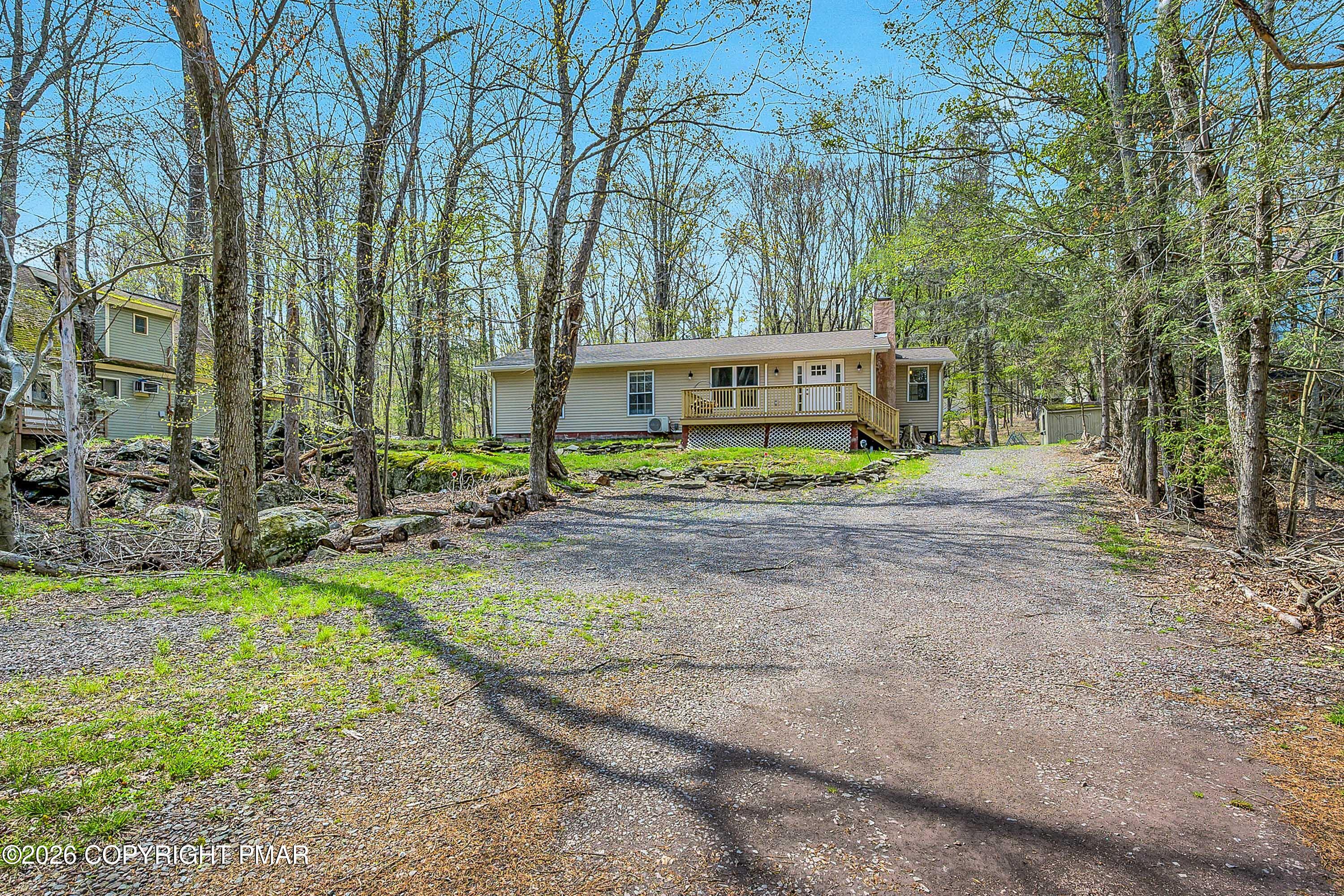 287 Lakeview Drive W Property Photo 32