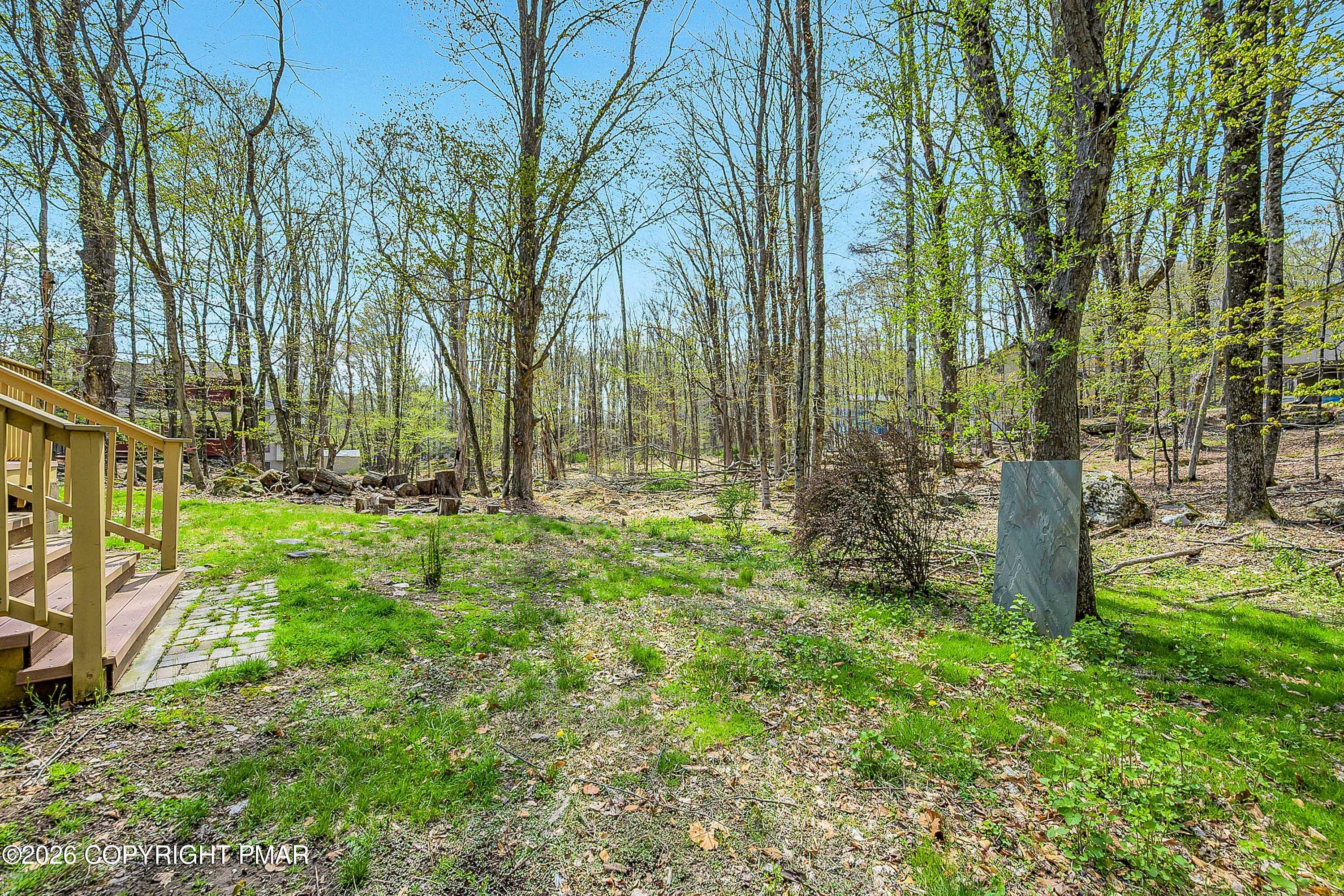 287 Lakeview Drive W Property Photo 33