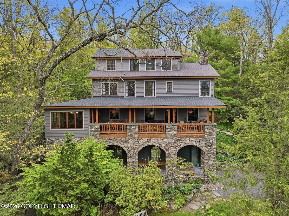 223 Huckleberry Lane
