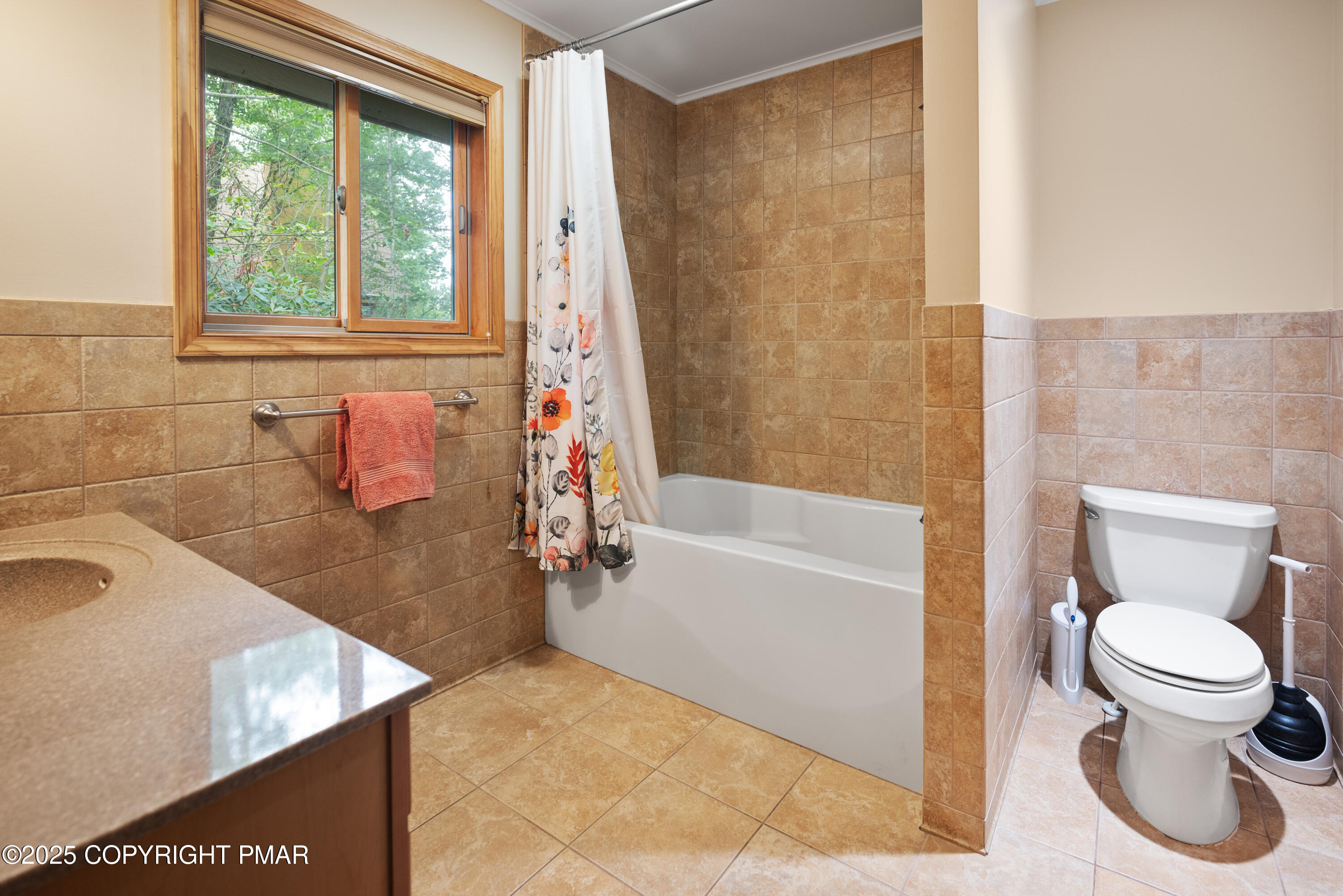 5532 Woodland Avenue Property Photo 14