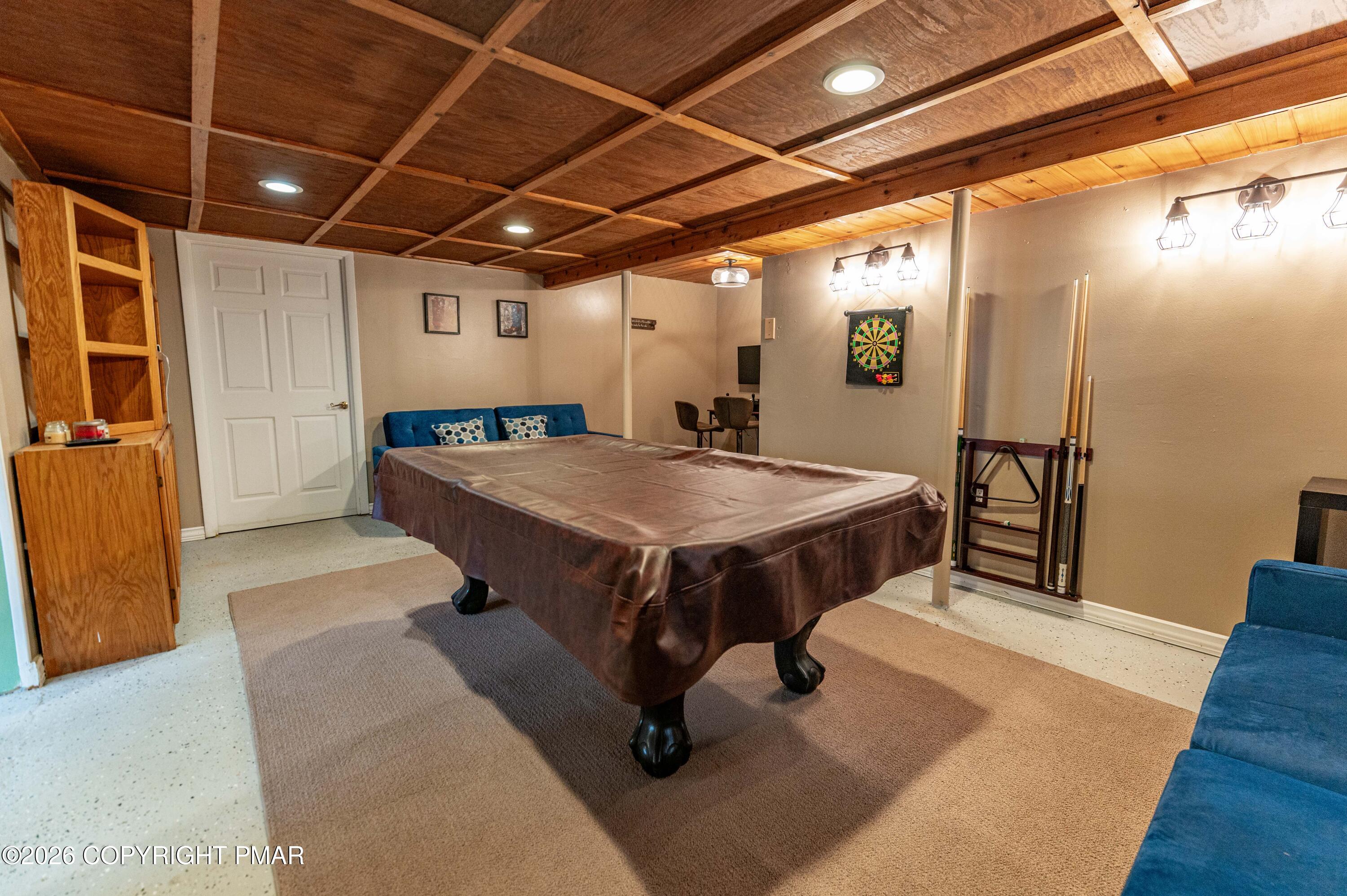 1328 Winding Way Property Photo 43