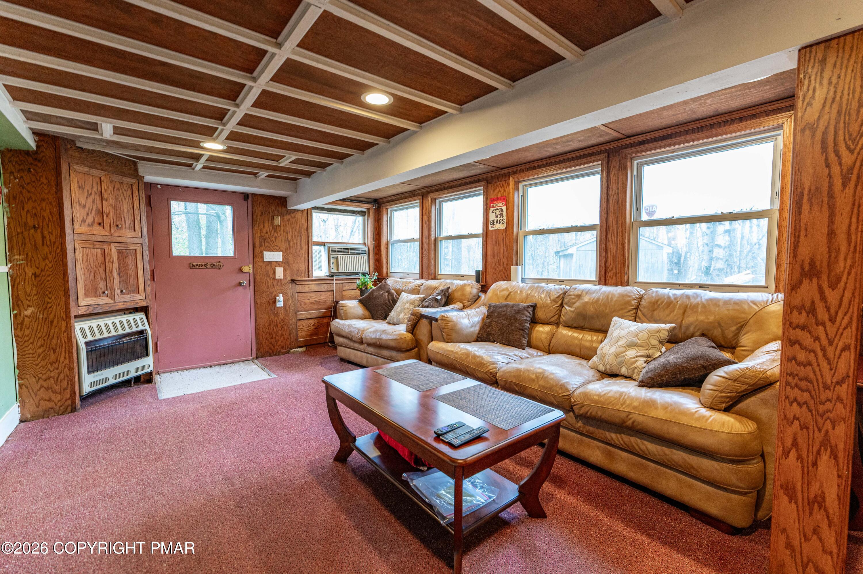 1328 Winding Way Property Photo 49