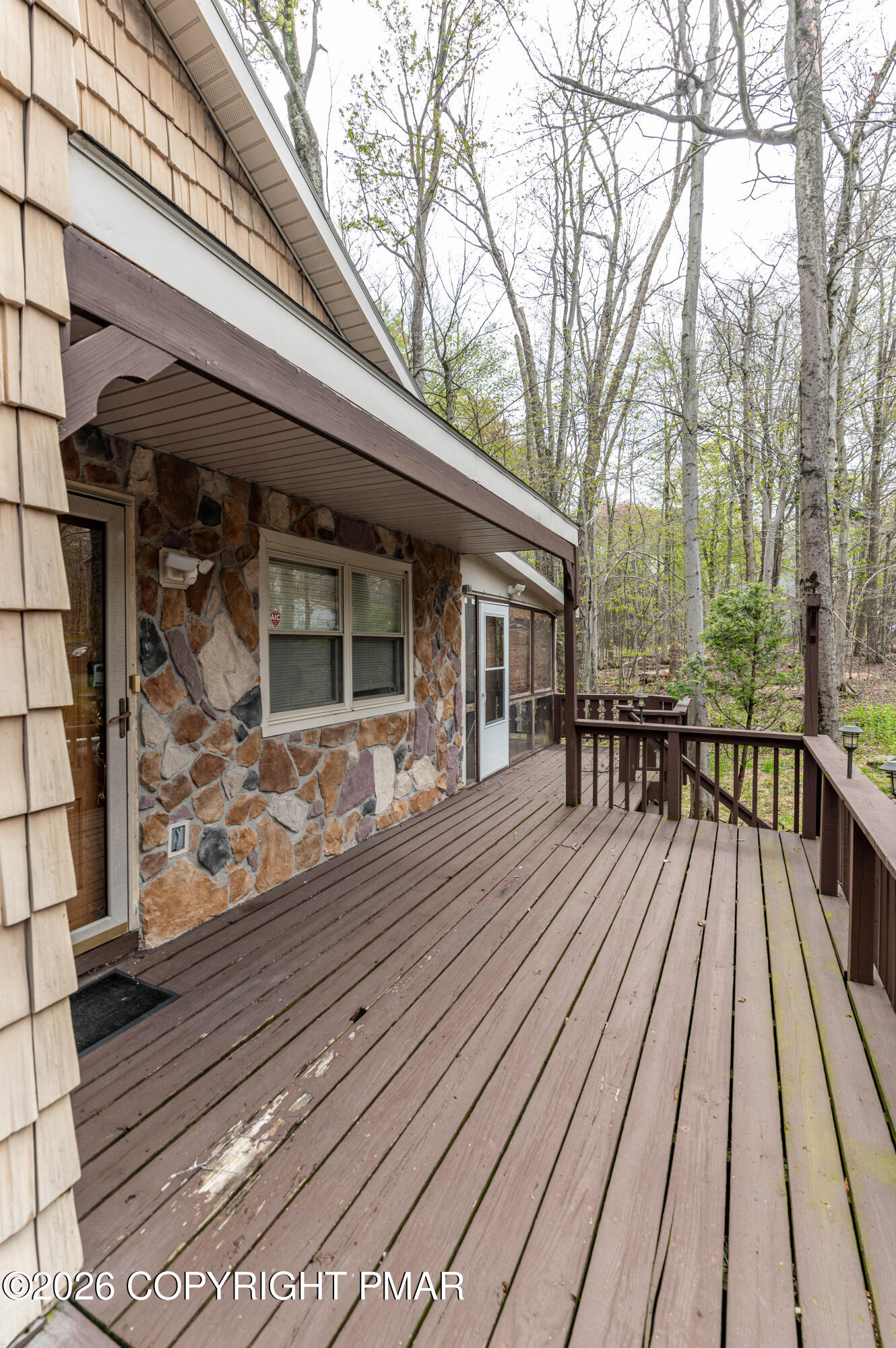1328 Winding Way Property Photo 60