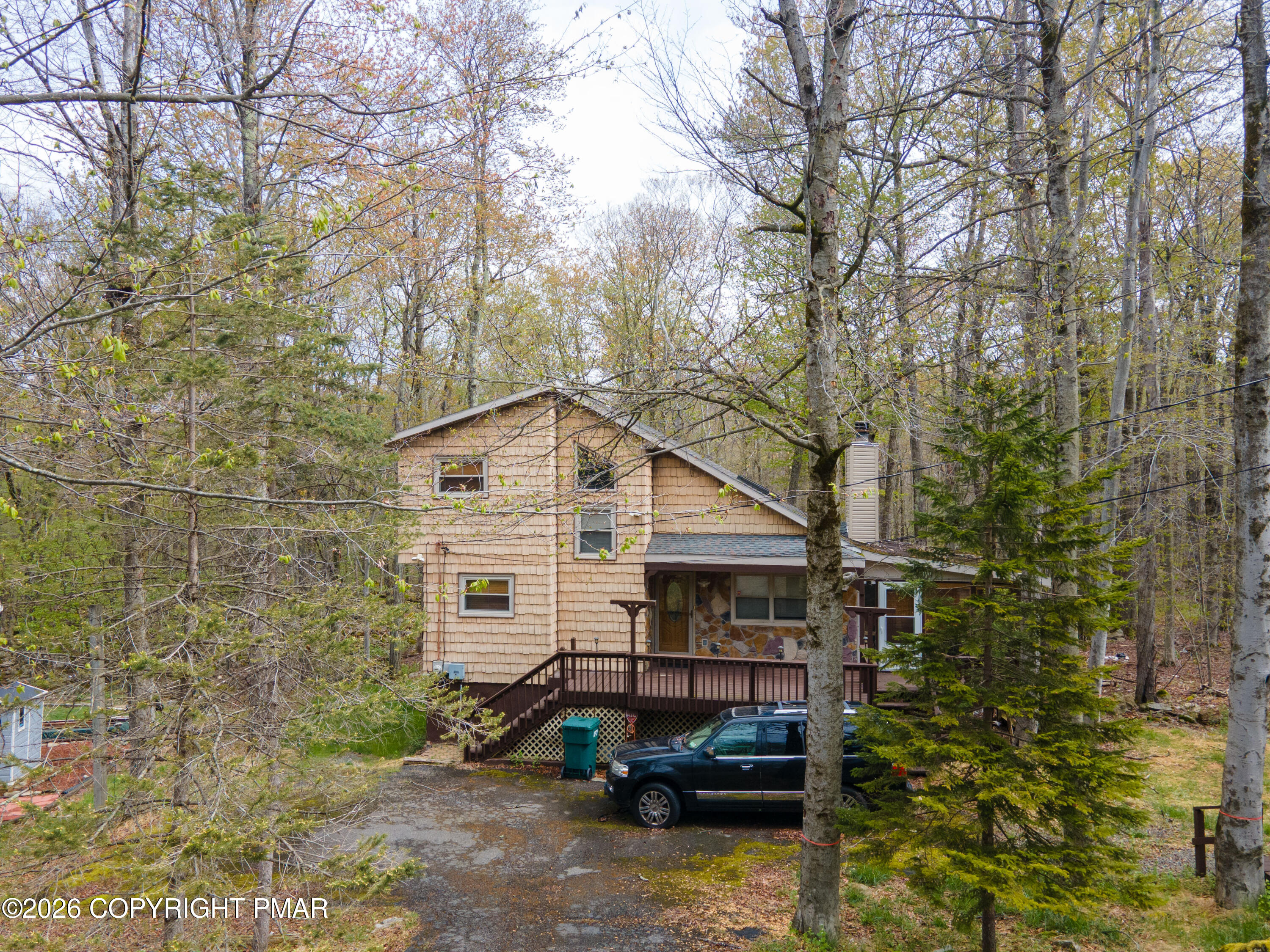 1328 Winding Way Property Photo 75