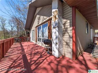 6060 Boardwalk Drive Property Photo 12