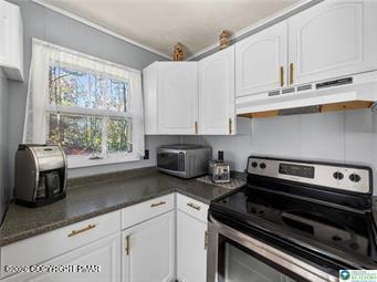 6060 Boardwalk Drive Property Photo 25