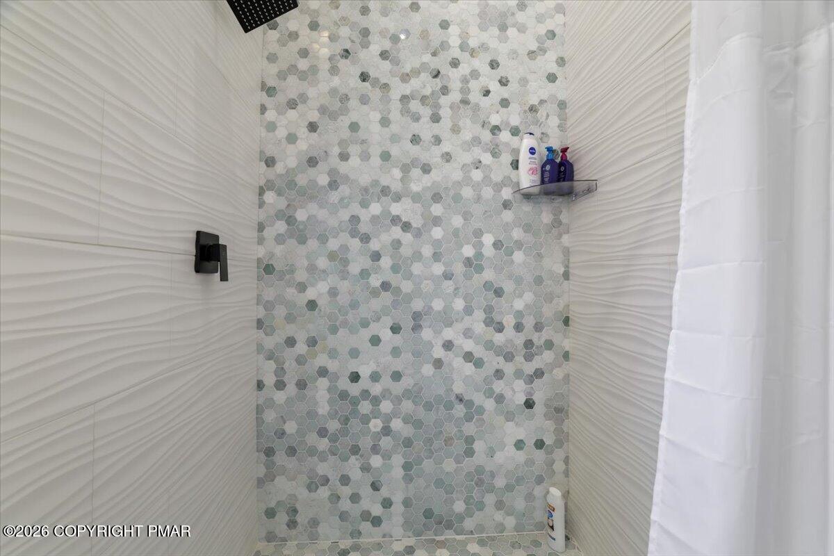 5873 Decker Road Property Photo 14