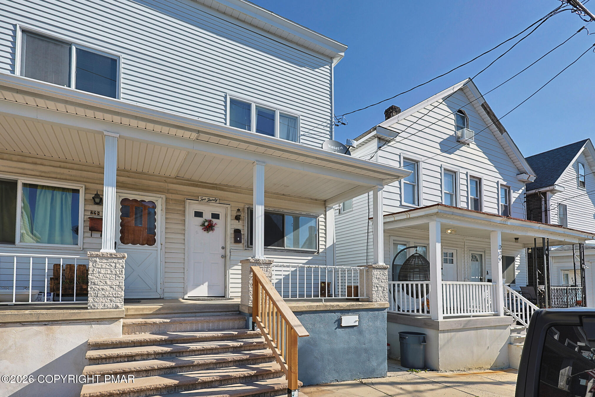 230 E Fell Street Property Photo 1