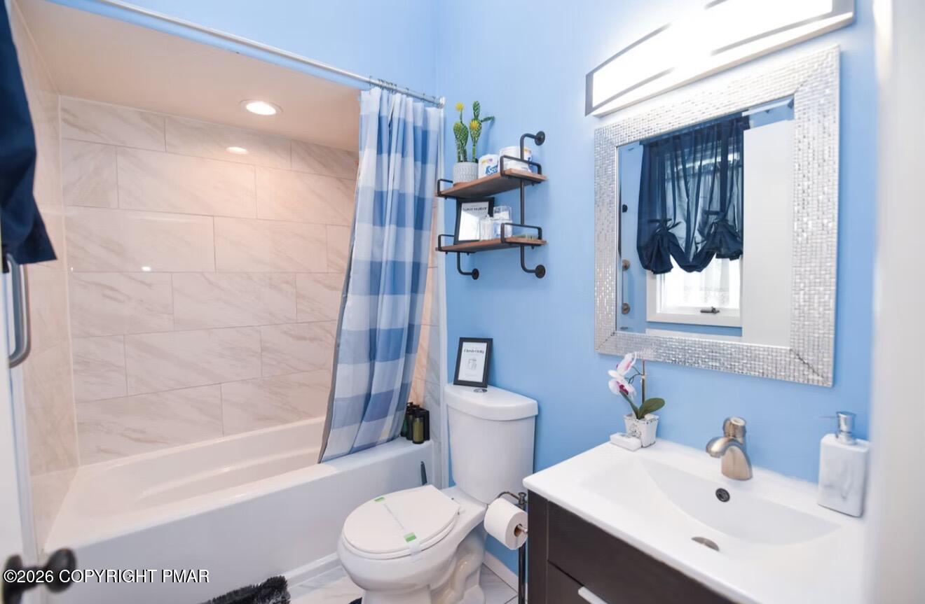 5205 Sundew Terrace Property Photo 7