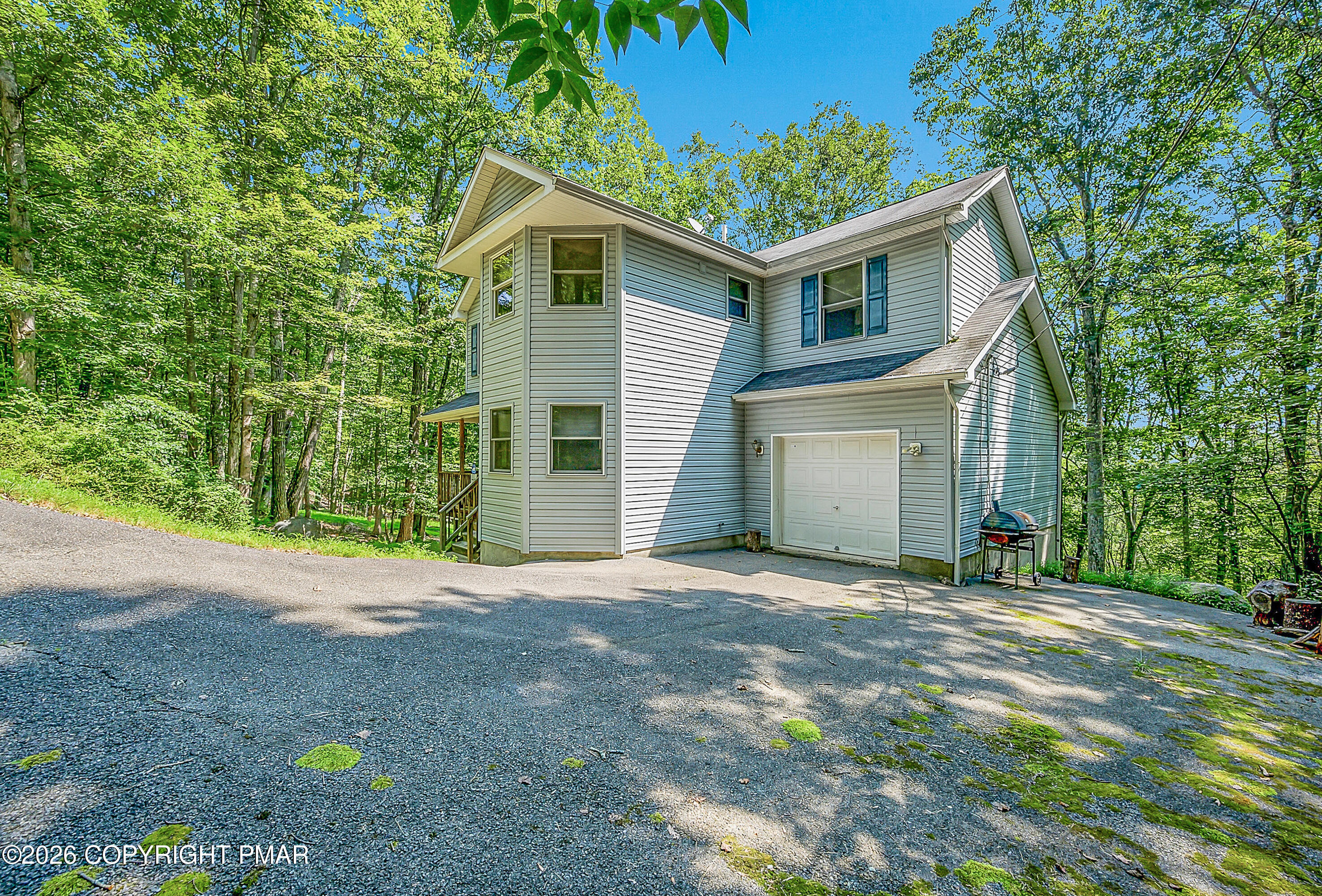 164 Bellingham Drive Property Photo 3