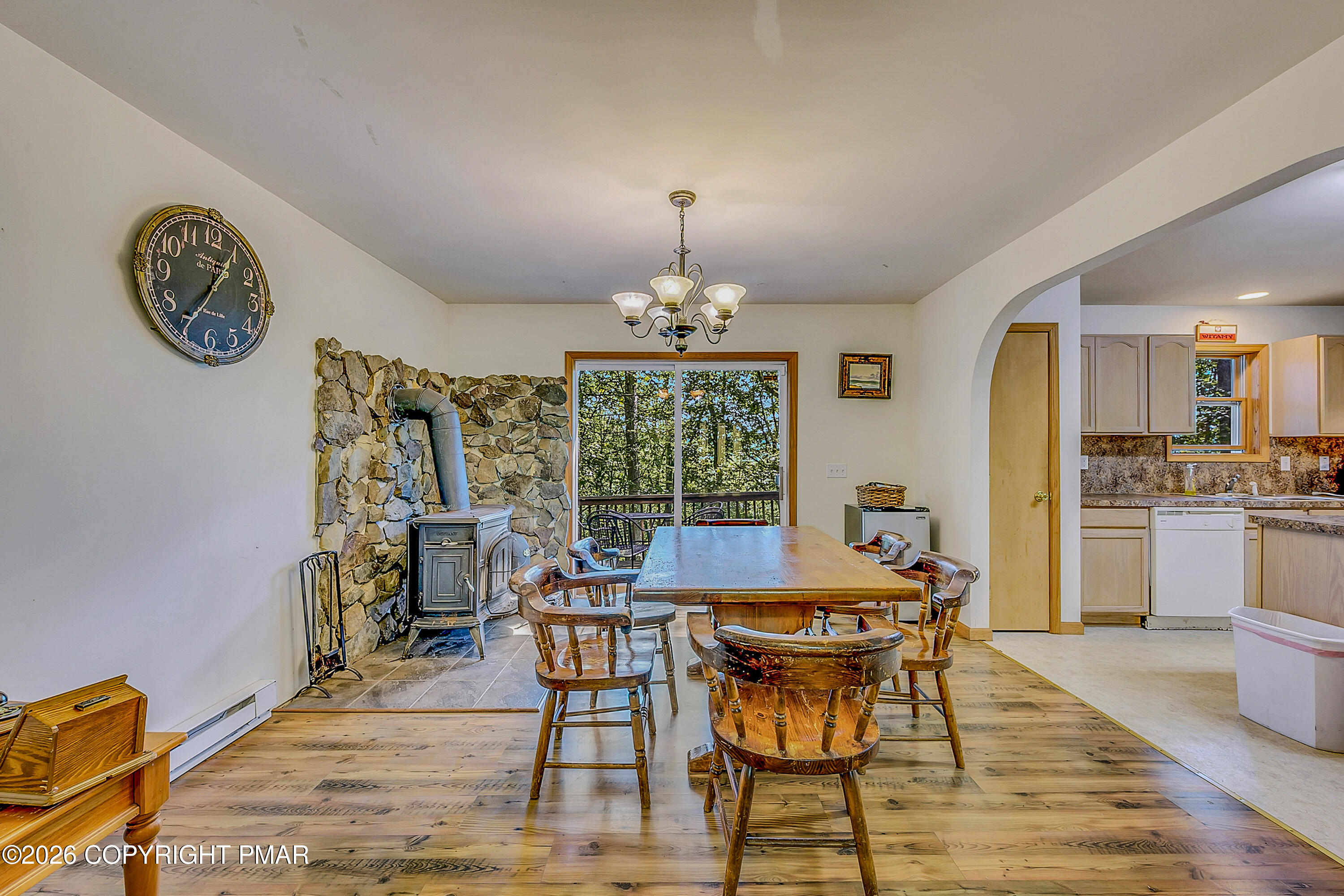 164 Bellingham Drive Property Photo 7