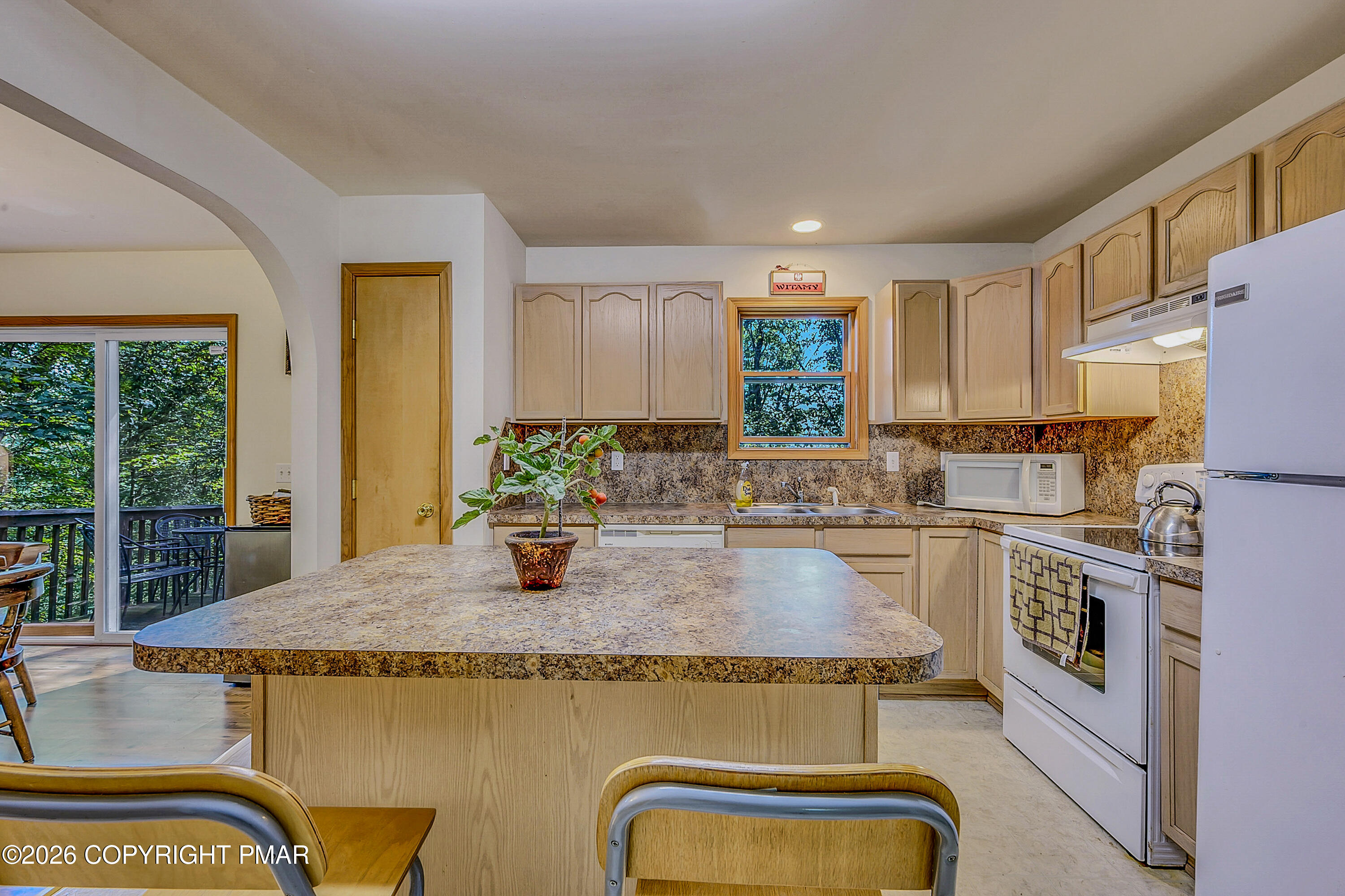164 Bellingham Drive Property Photo 10