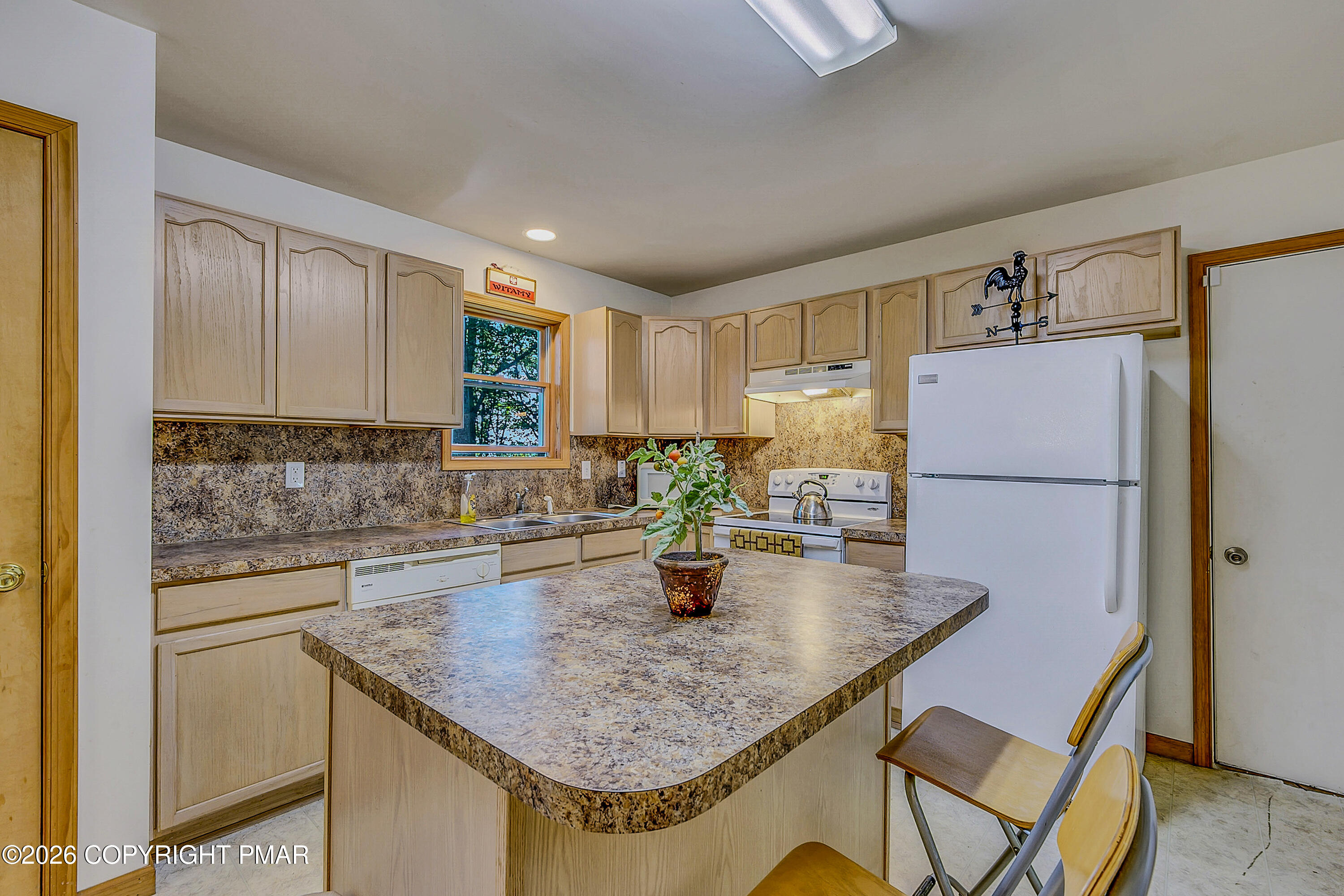 164 Bellingham Drive Property Photo 12
