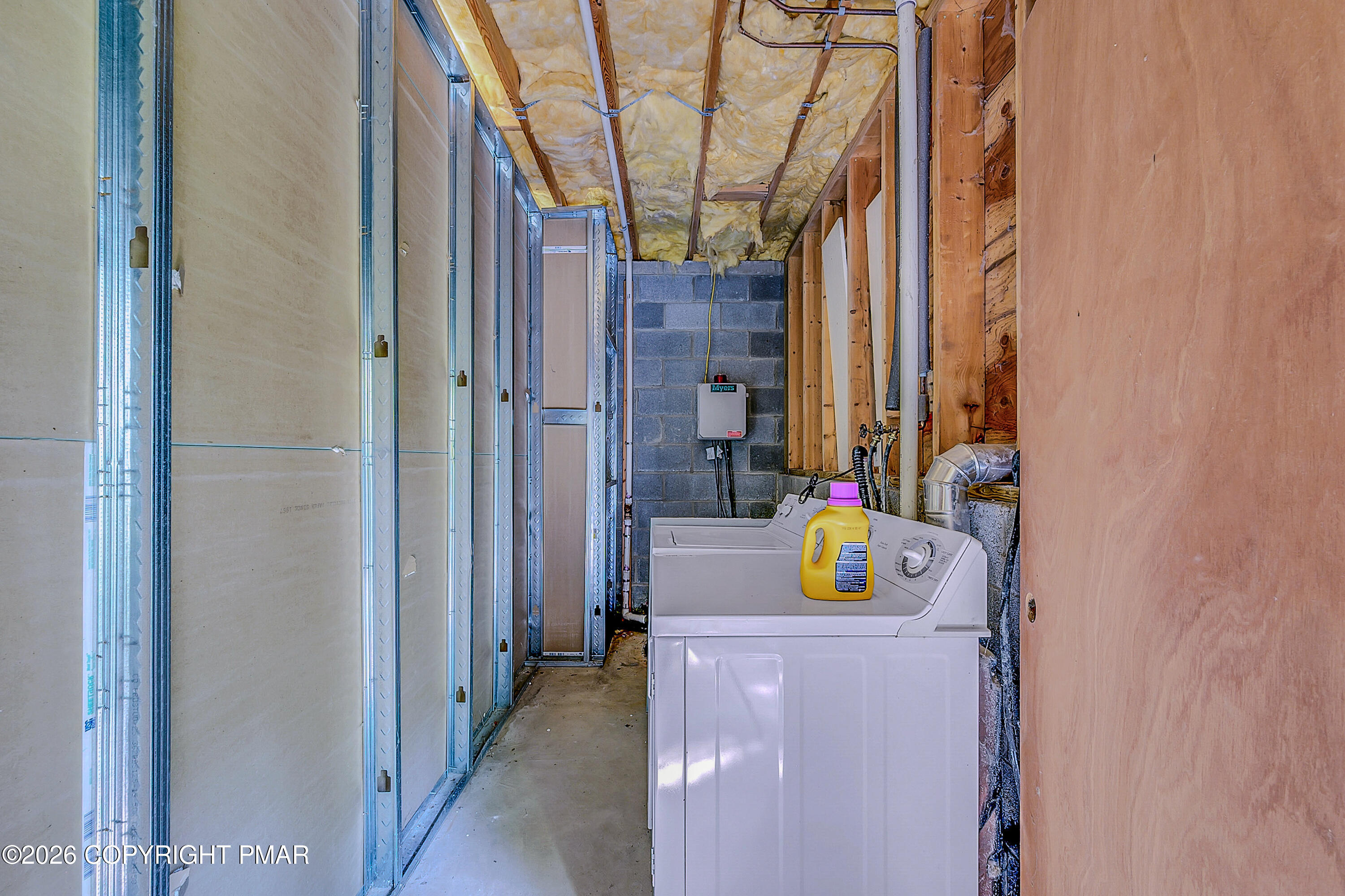 164 Bellingham Drive Property Photo 43