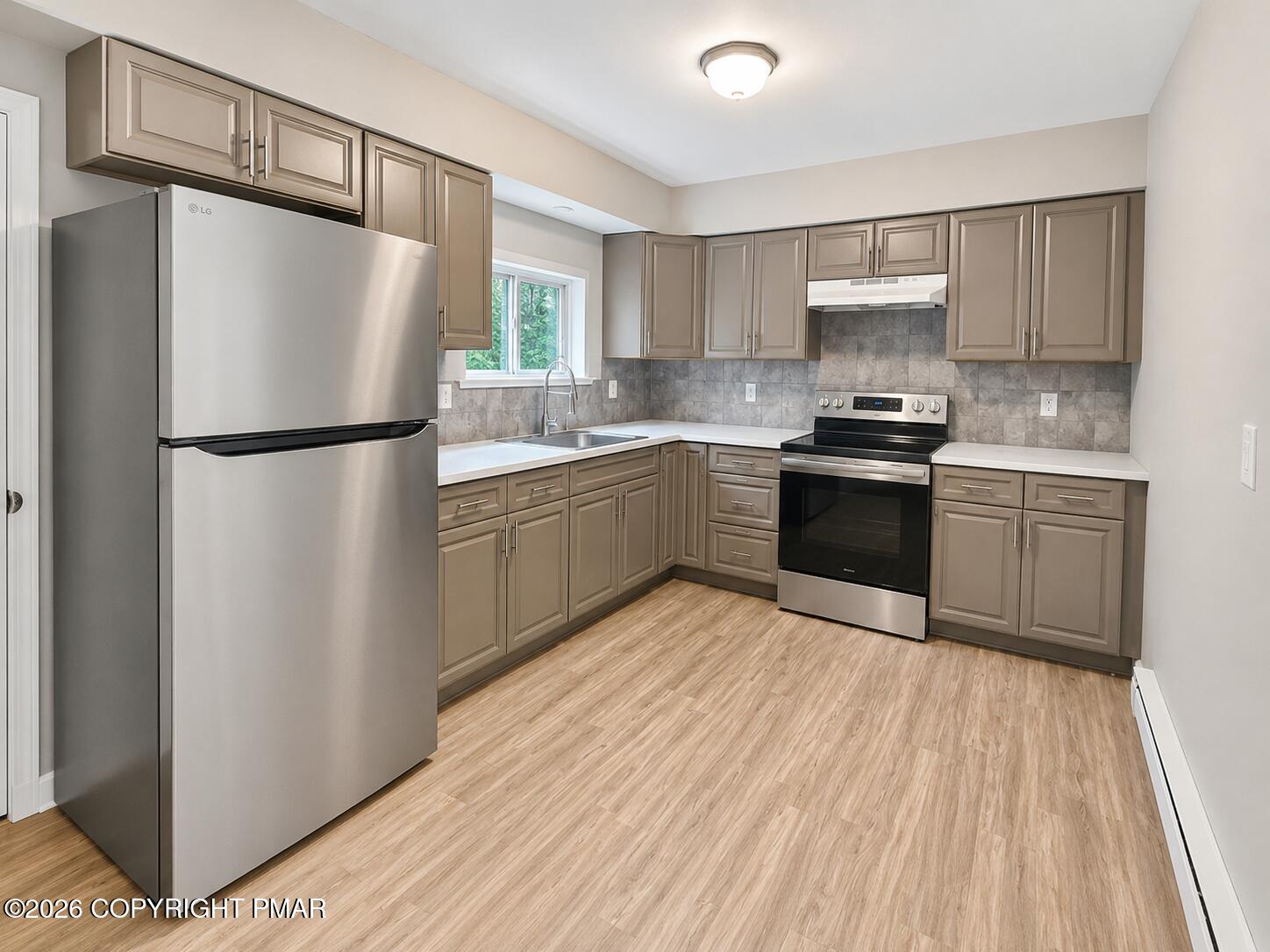 218 Sellersville Drive Property Photo 2