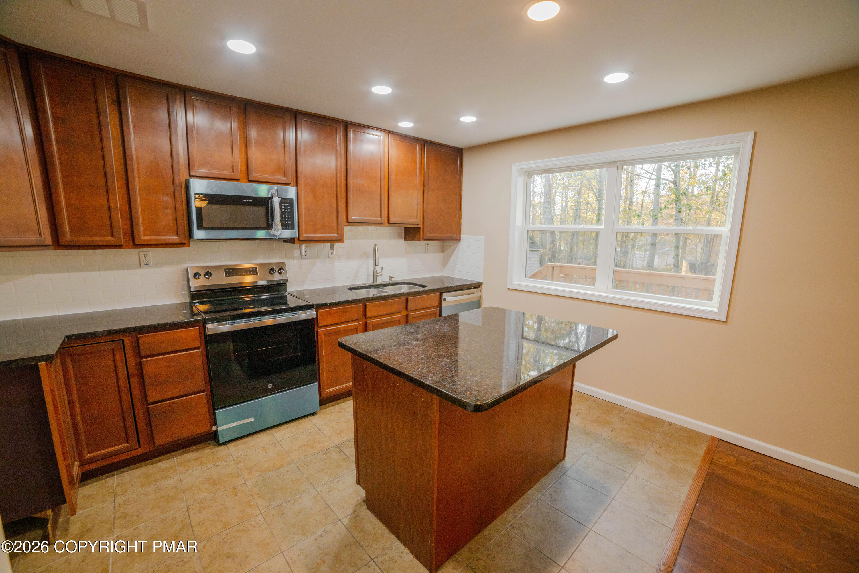 7170 Winnebago Drive Property Photo 14