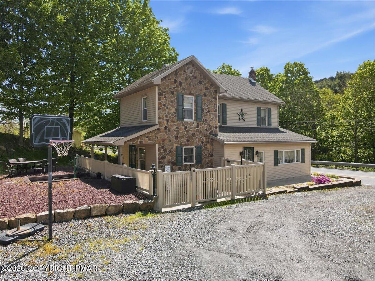 4880 Little Gap Road Property Photo 5