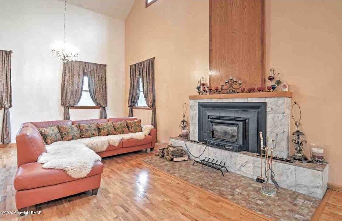 252 High Country Drive Property Photo 4