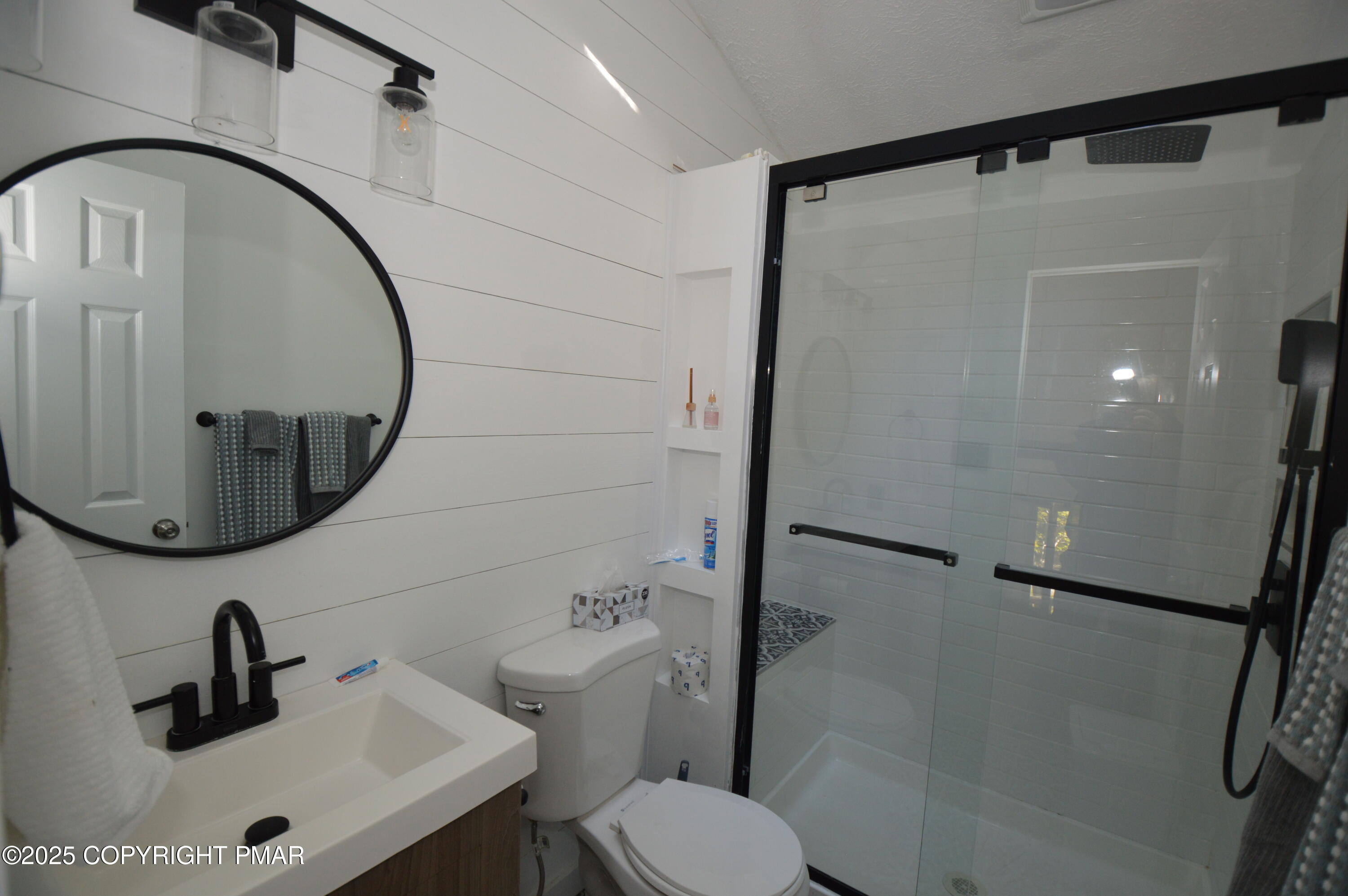 128 Ashley Court Property Photo 15