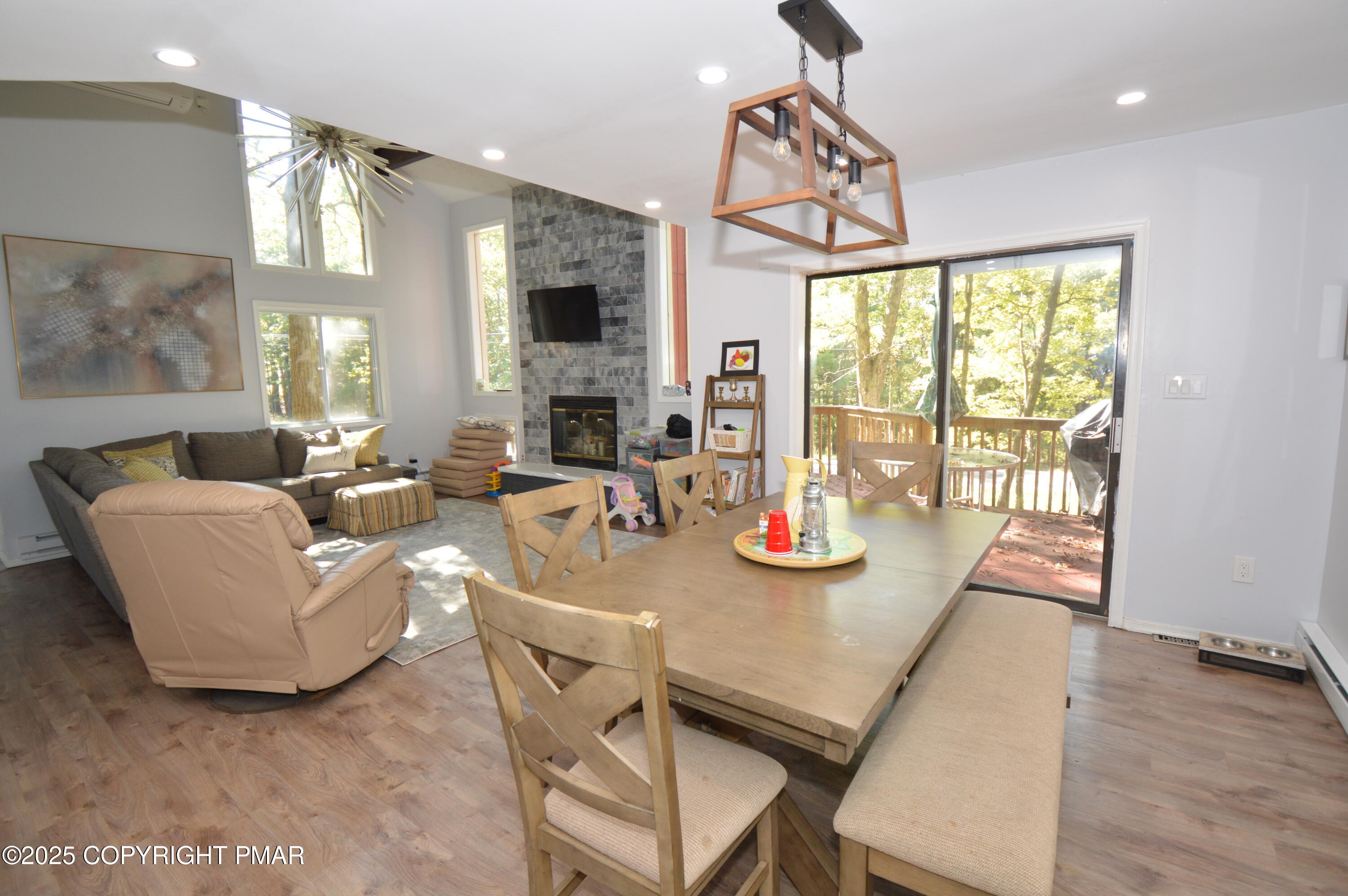 128 Ashley Court Property Photo 23
