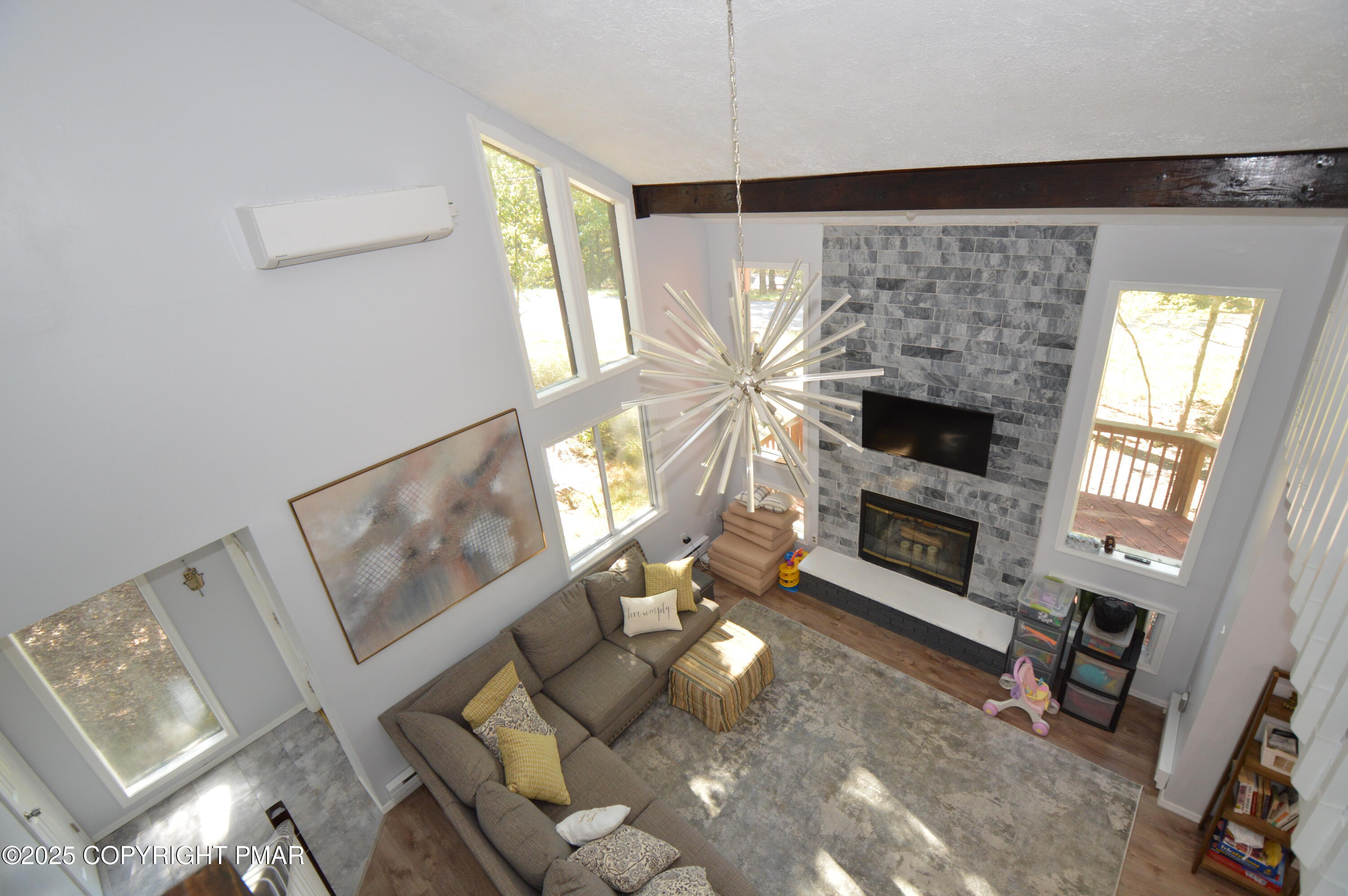 128 Ashley Court Property Photo 32