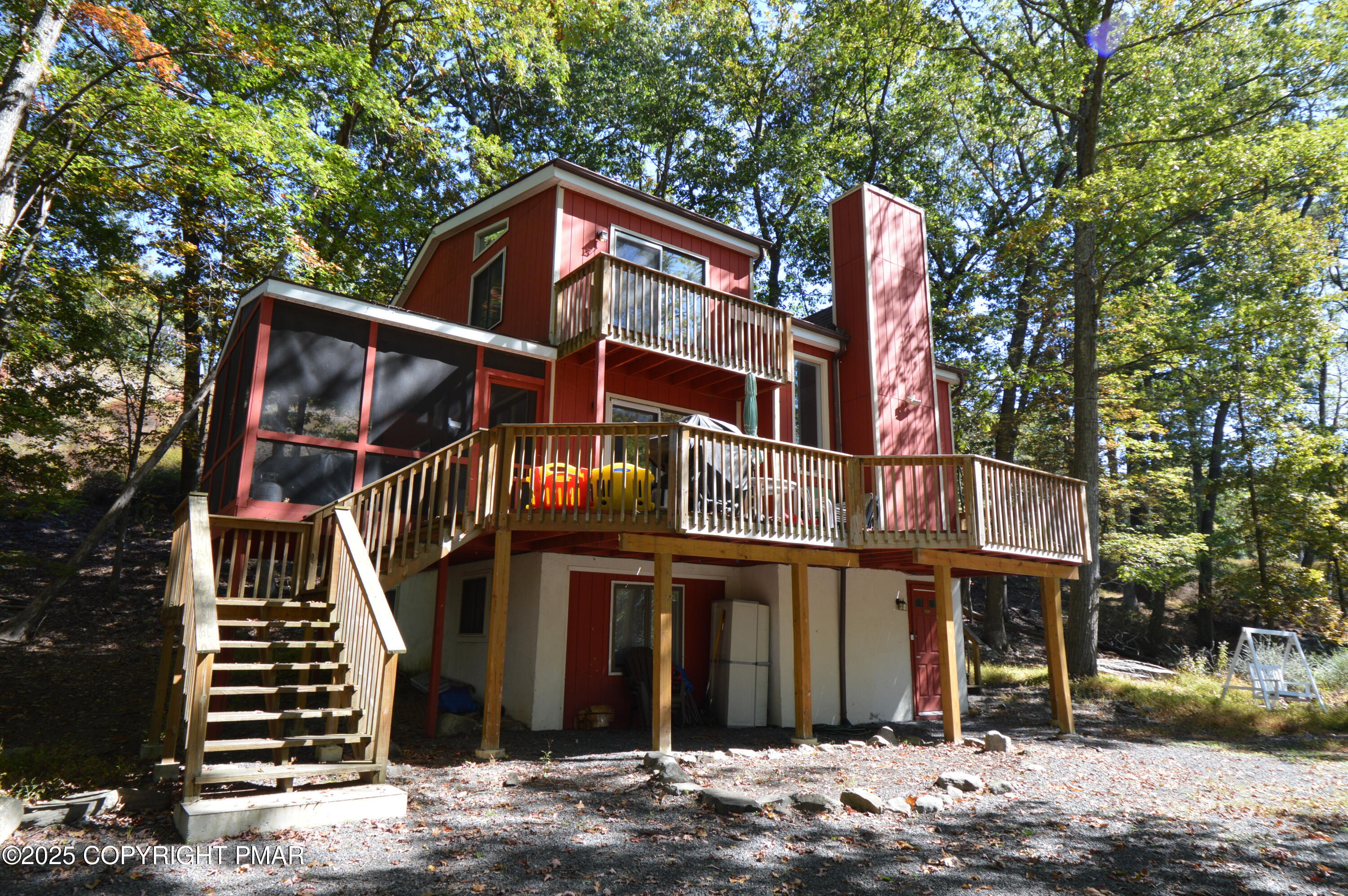 128 Ashley Court Property Photo 37