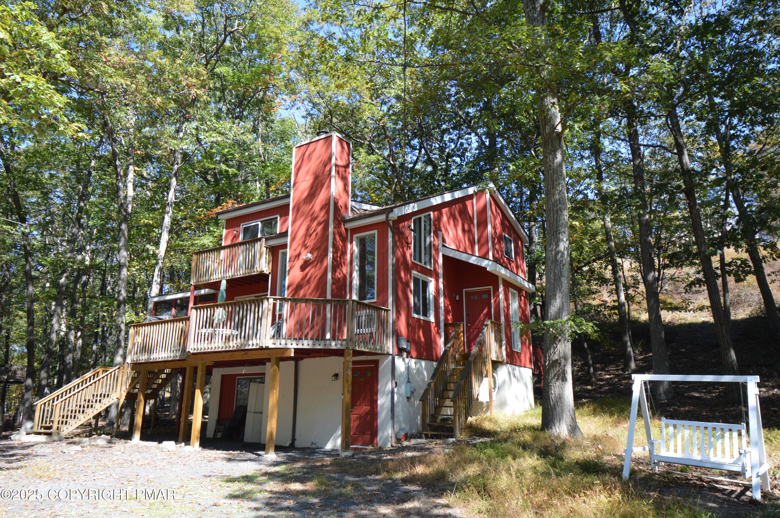 128 Ashley Court Property Photo 39