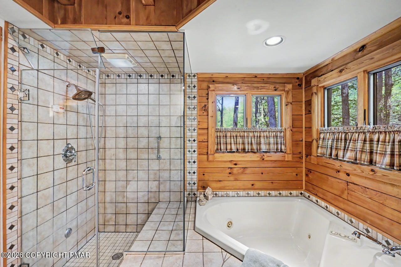 2123 Camp Owaissa Court Property Photo 17