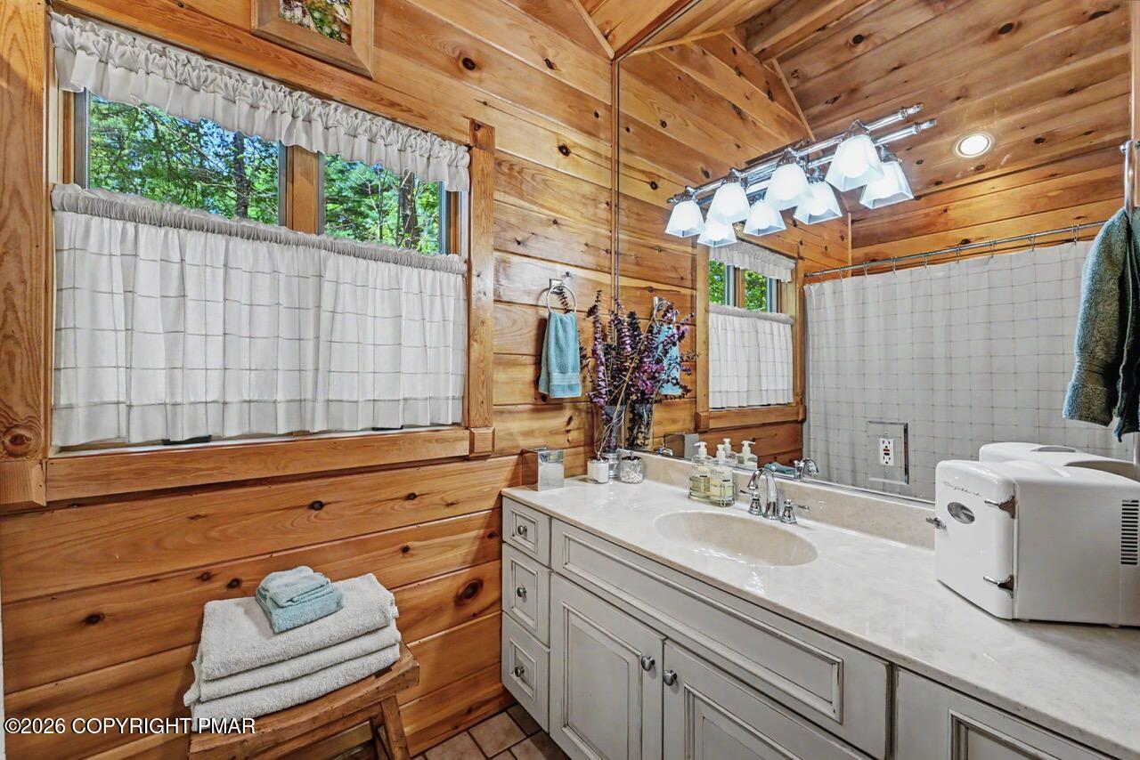 2123 Camp Owaissa Court Property Photo 25
