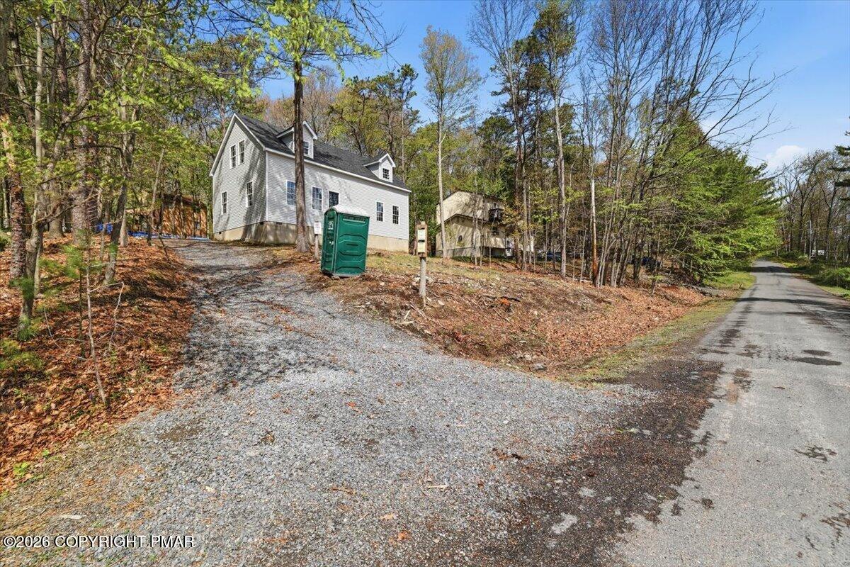 3554 Acorn Circle Property Photo 2