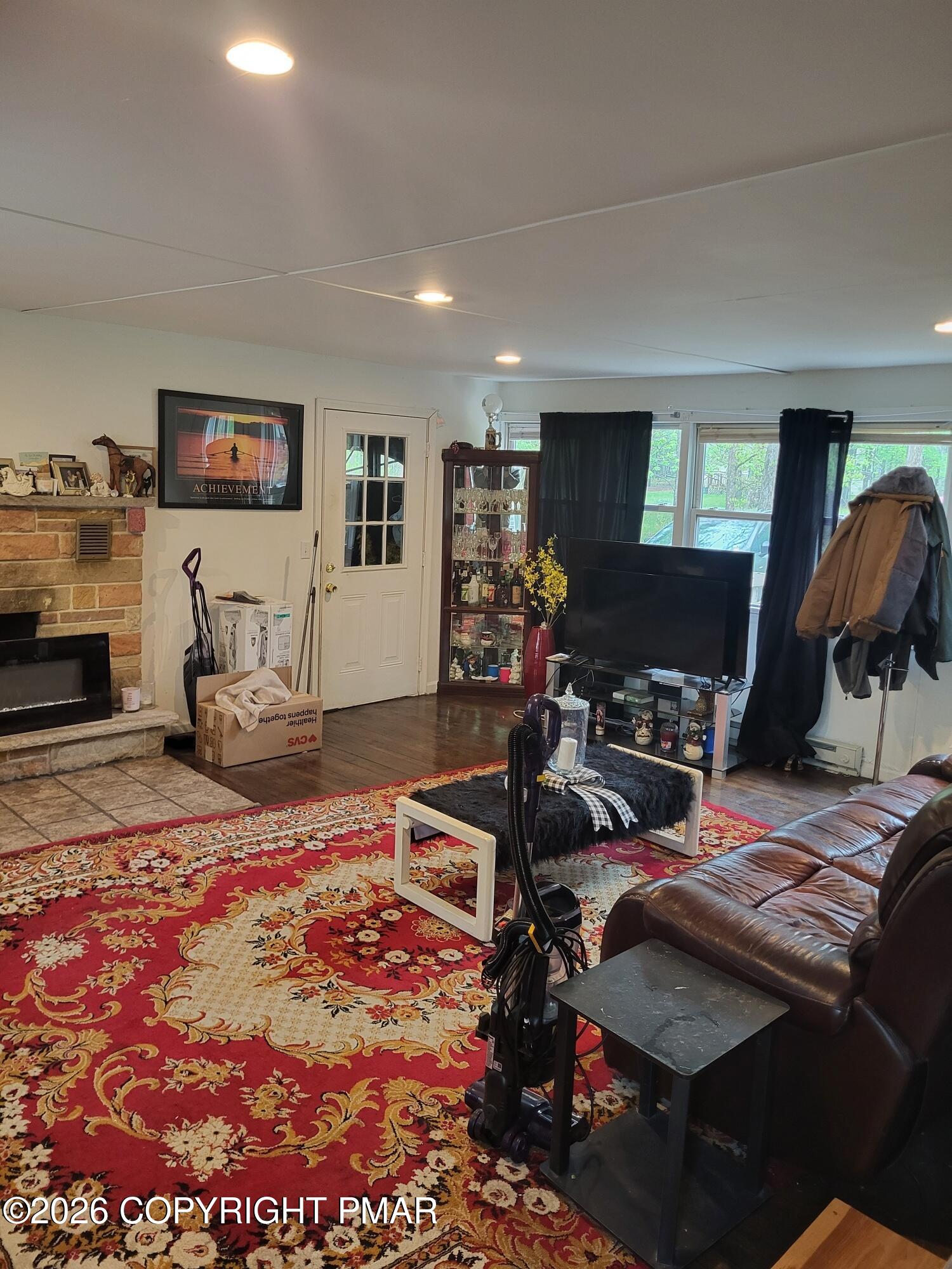 113 Lenape Trail Property Photo 2
