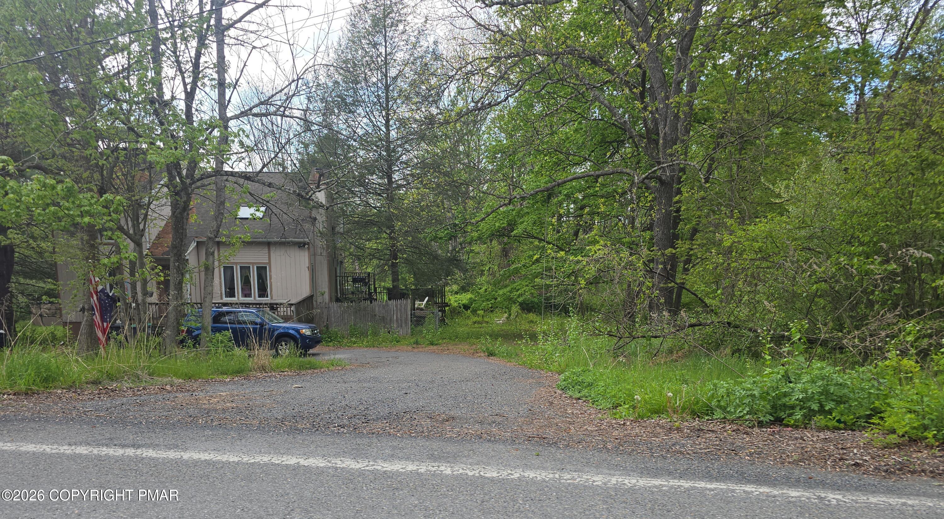 835 Hidden Lake Drive Property Photo 8
