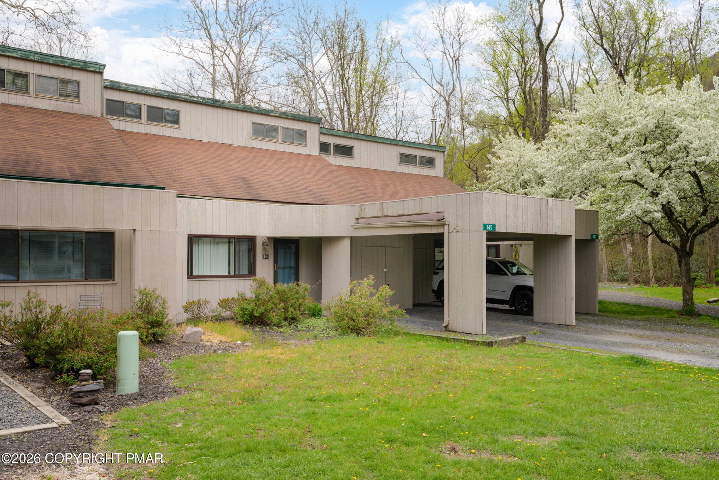 145 Ridge Drive Property Photo 1