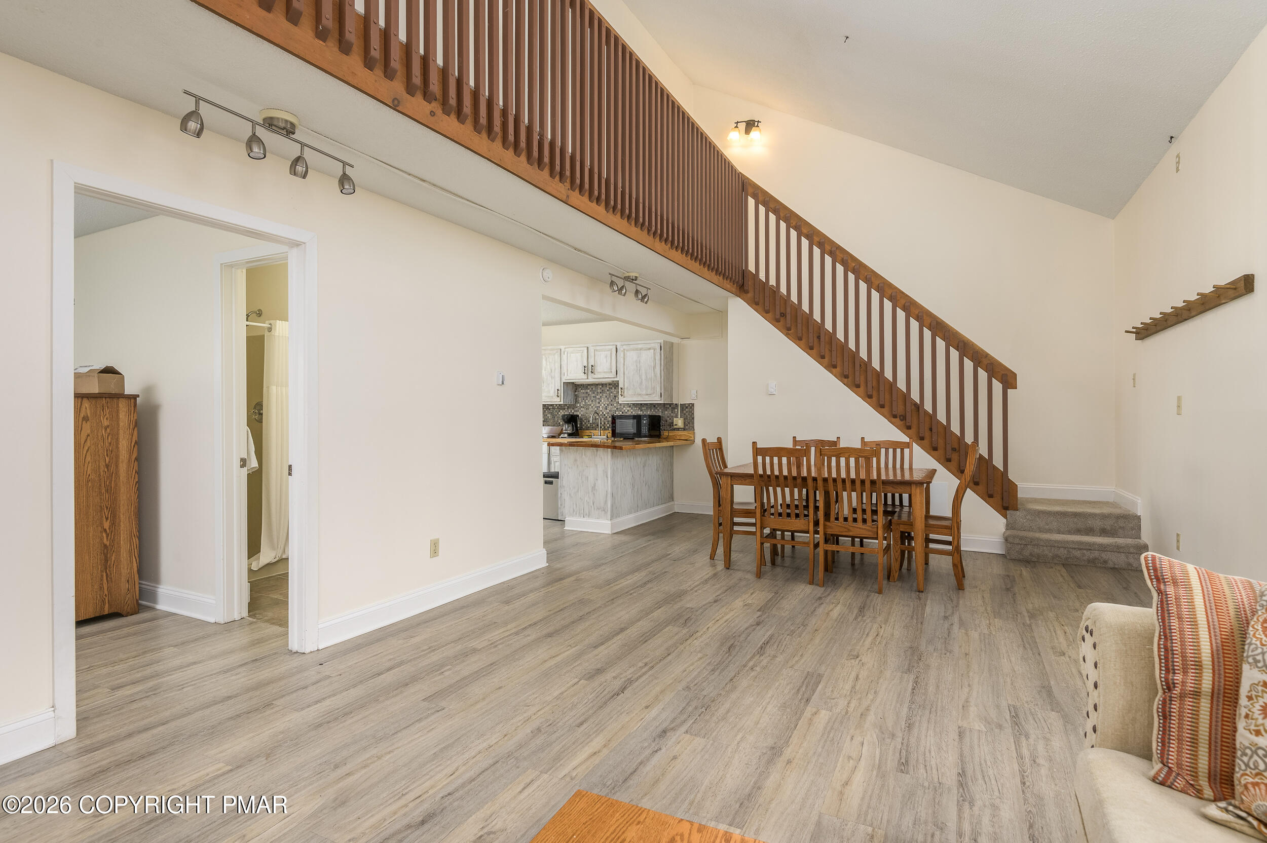 145 Ridge Drive Property Photo 16