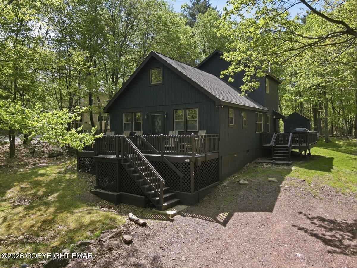 43 Estates Drive Property Photo 2