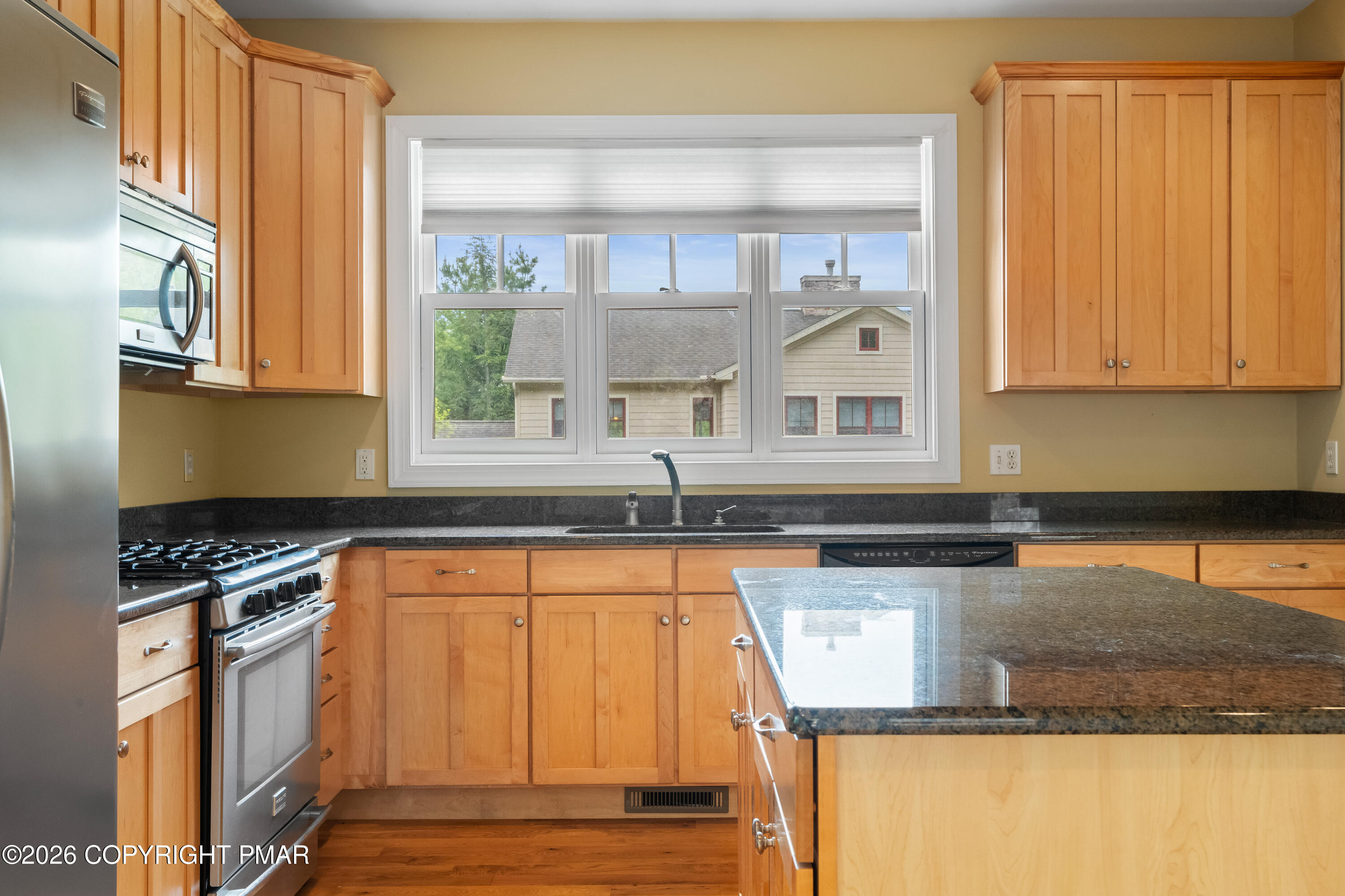 54 Bluestone Court Property Photo 27