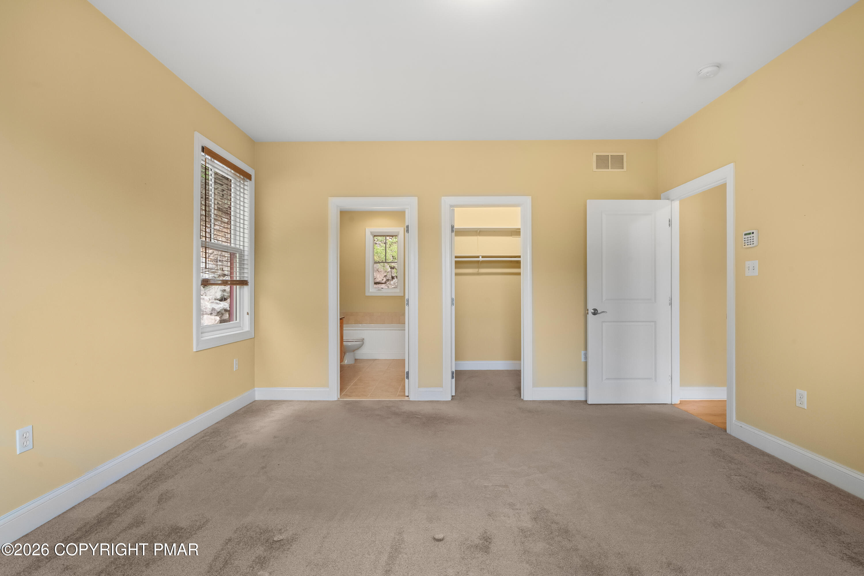 54 Bluestone Court Property Photo 39