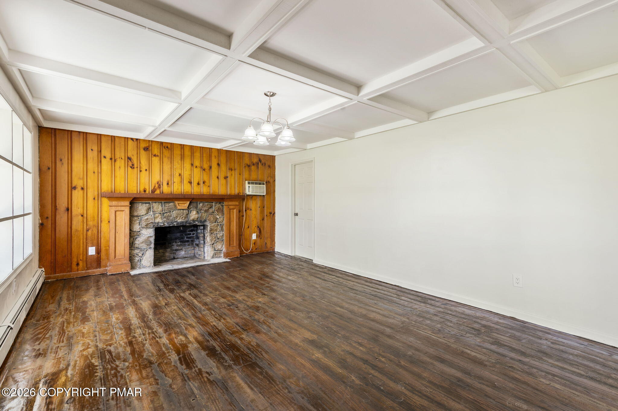 95 10th Street Property Photo 10