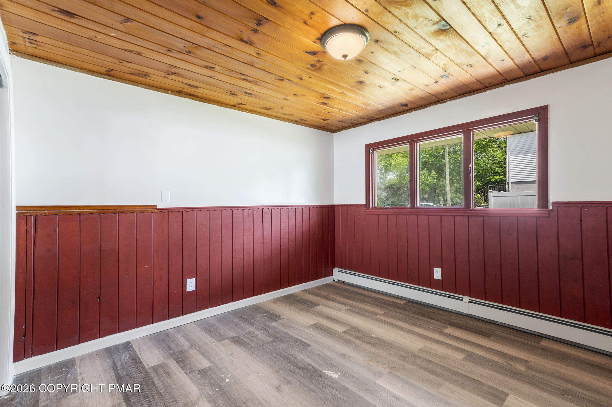 95 10th Street Property Photo 14