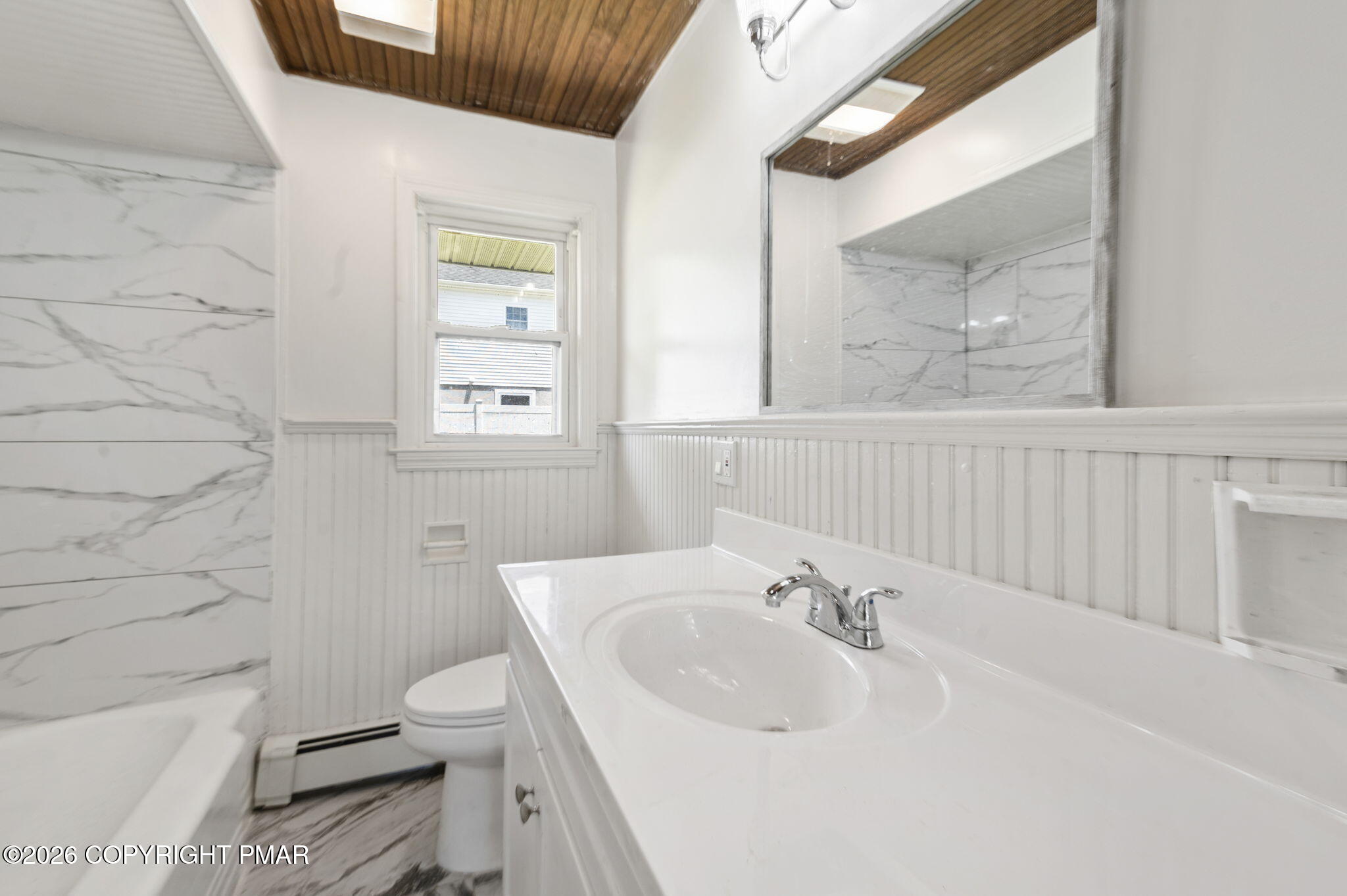 95 10th Street Property Photo 15