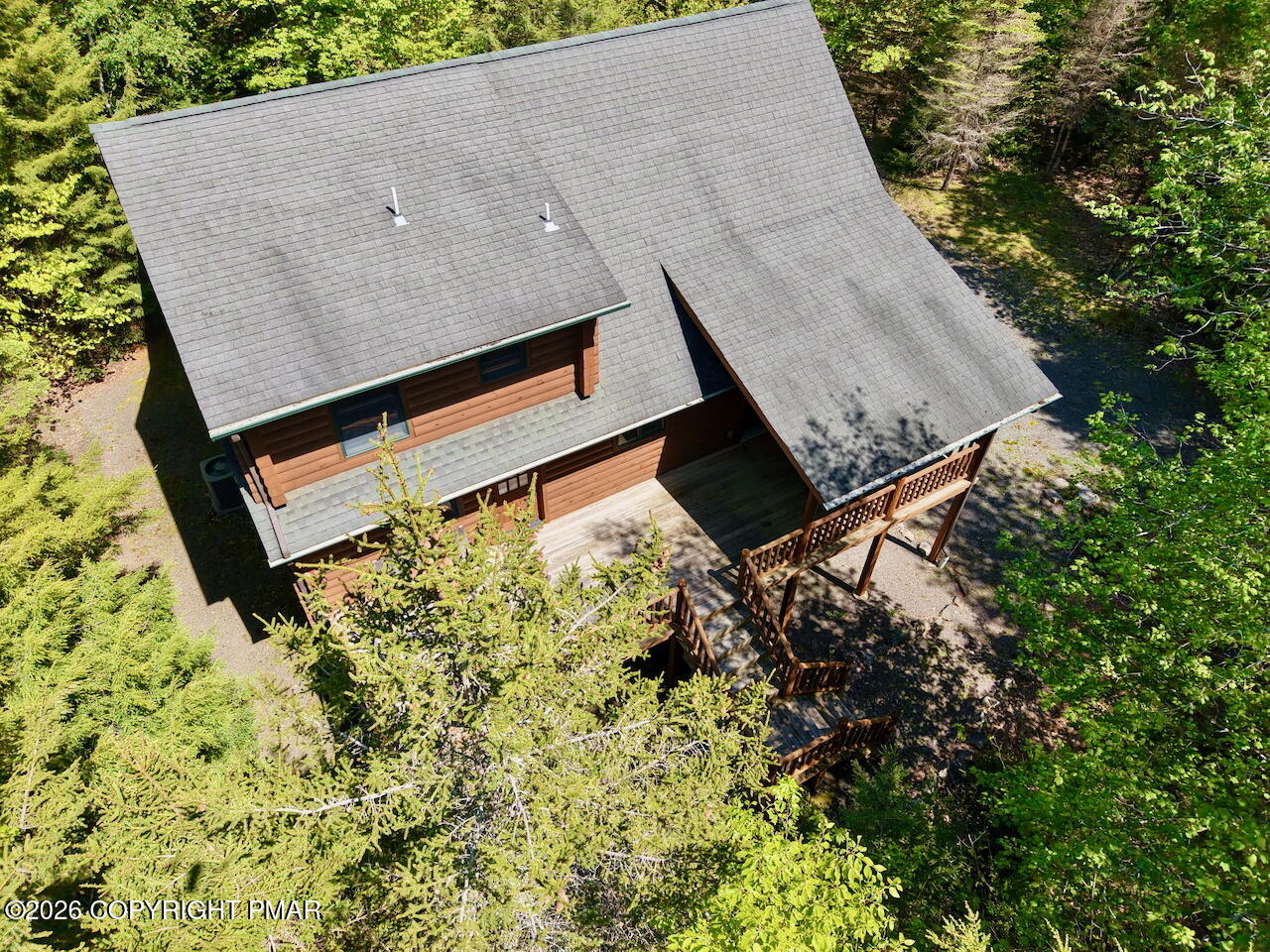 53 Hemlock Court Property Photo 16