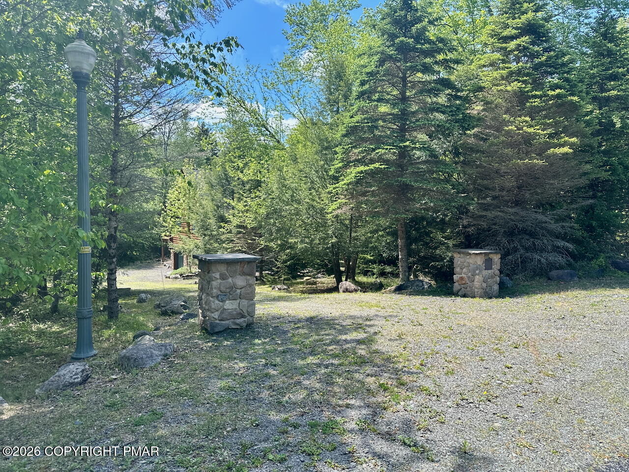 53 Hemlock Court Property Photo 20