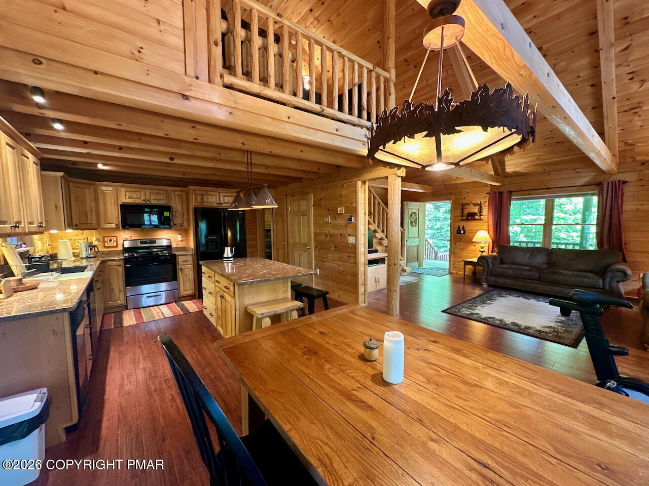 53 Hemlock Court Property Photo 23