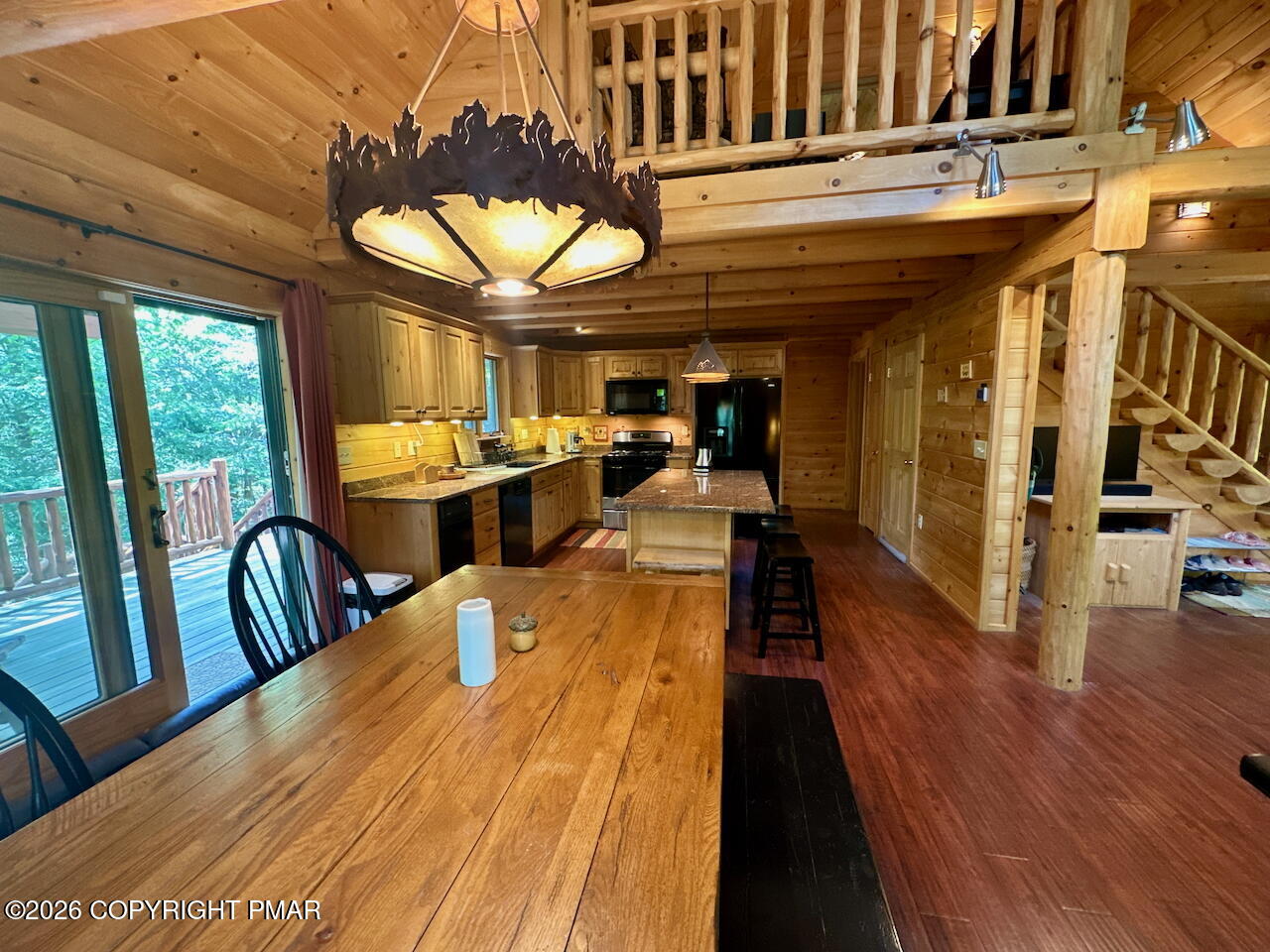 53 Hemlock Court Property Photo 26