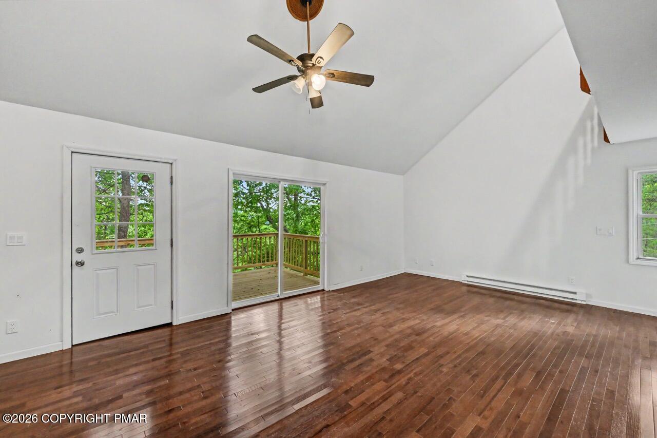 117 Tumble Court Property Photo 7