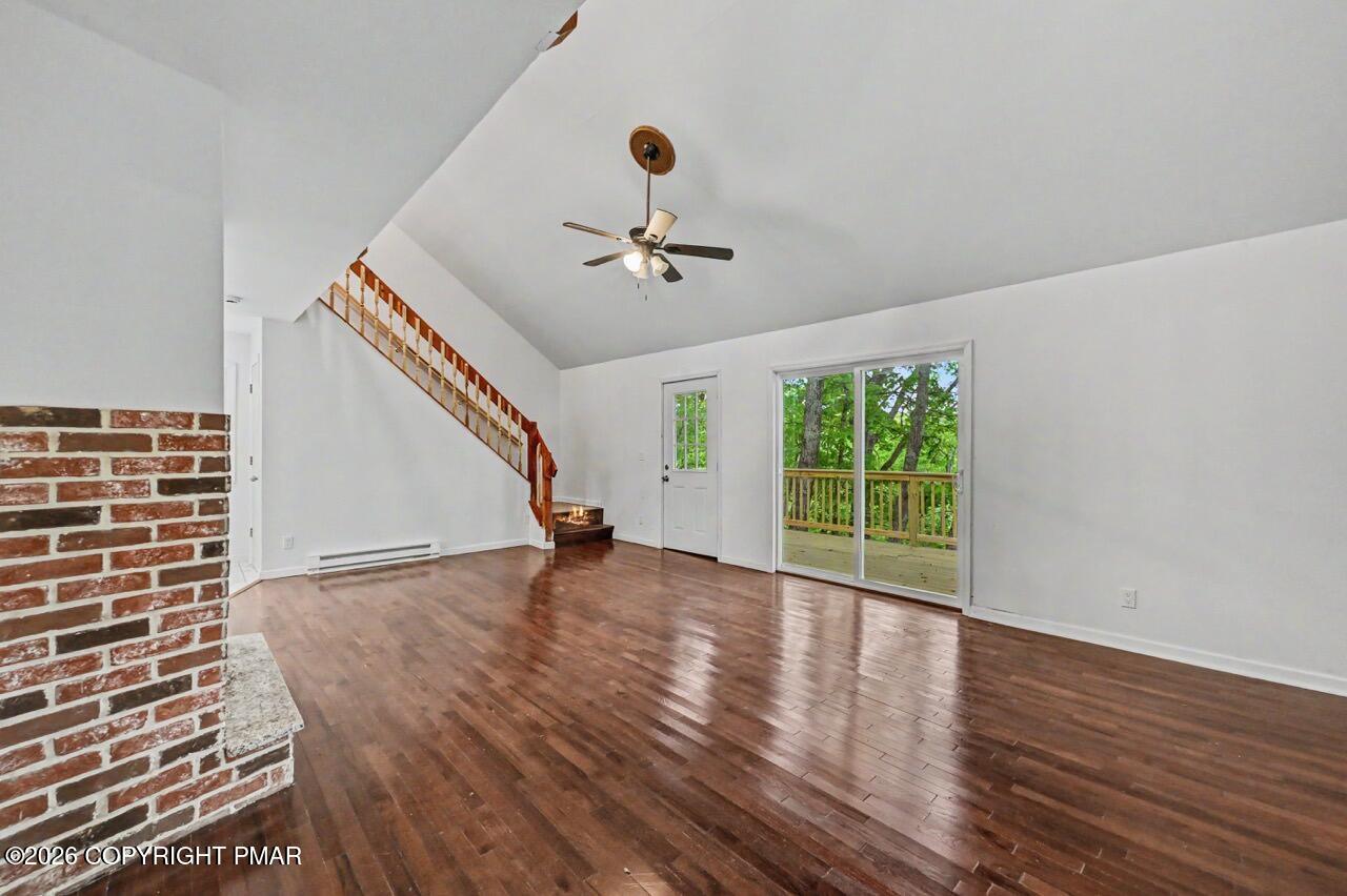 117 Tumble Court Property Photo 8