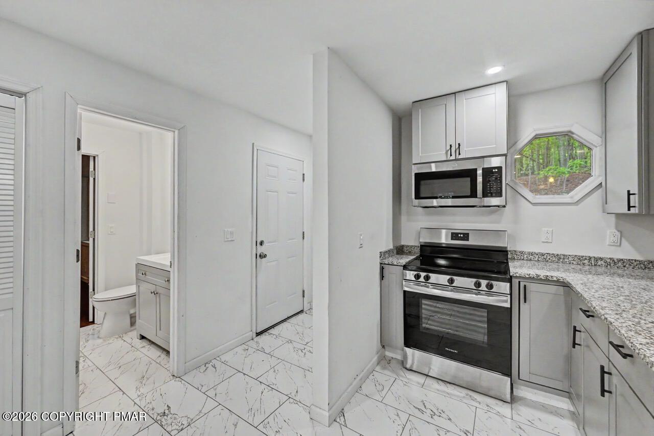 117 Tumble Court Property Photo 11