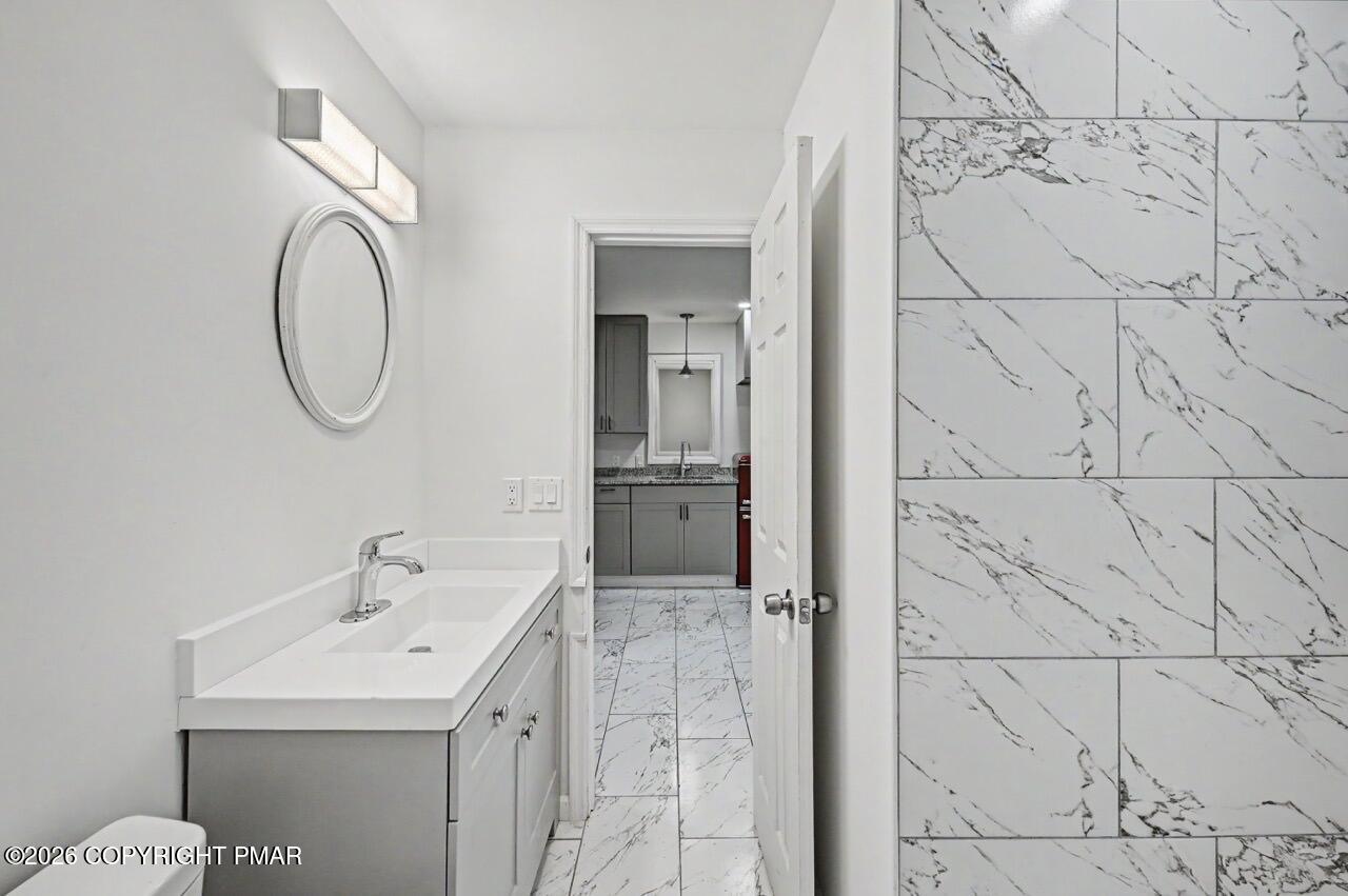 117 Tumble Court Property Photo 16