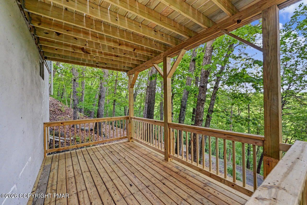 117 Tumble Court Property Photo 49